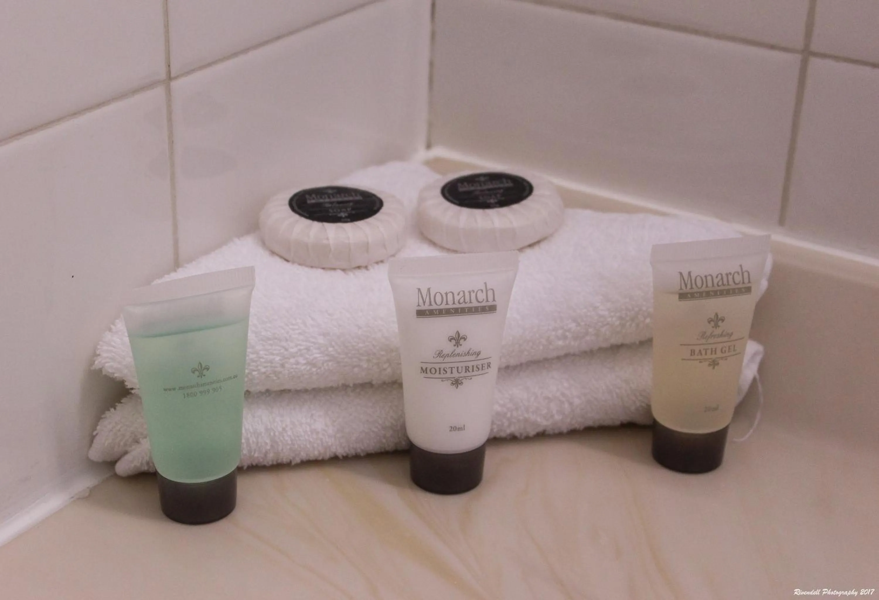 Bathroom in Motel Riverina