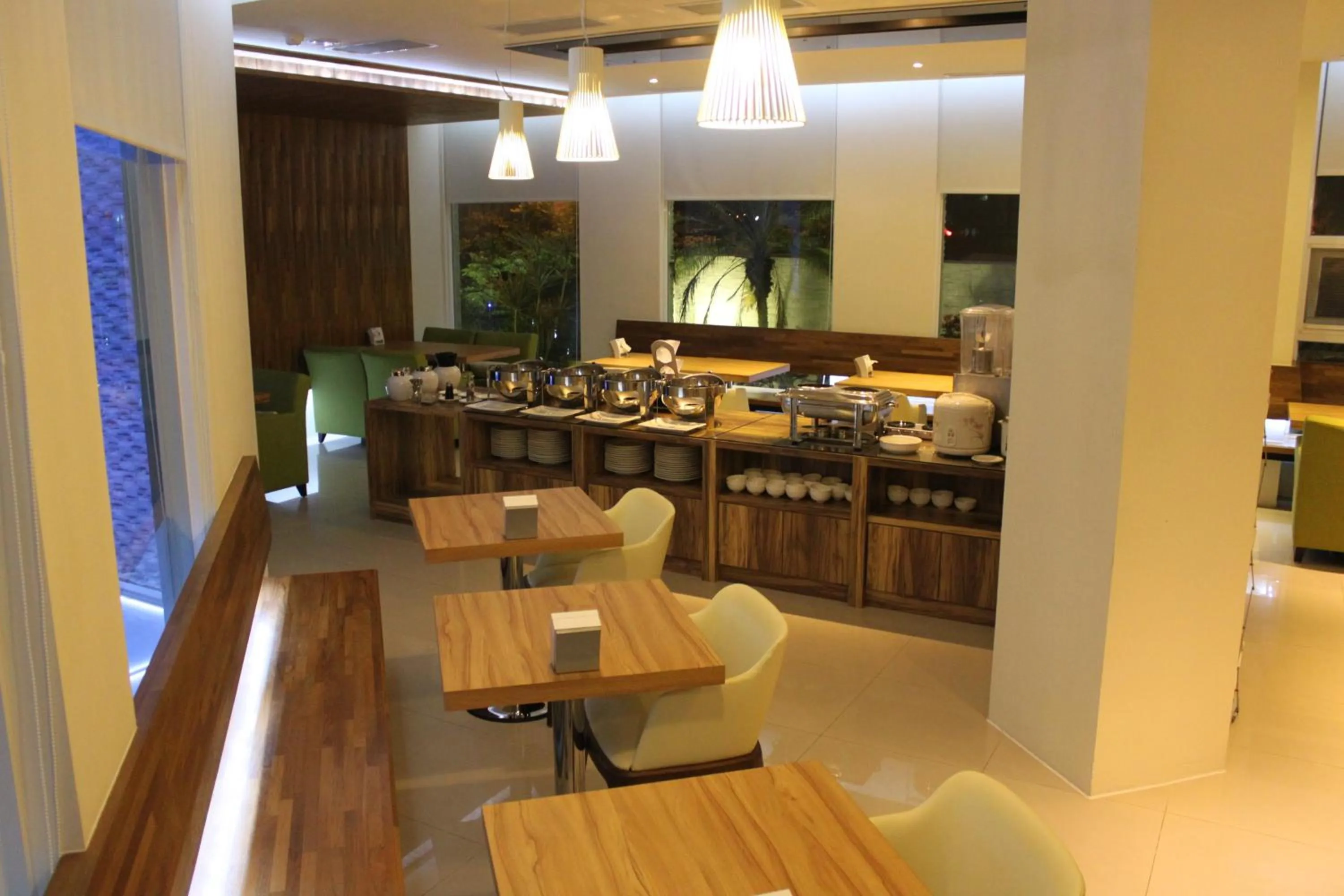 Restaurant/places to eat in All-Ur Boutique Motel-Yi-Lan Branch