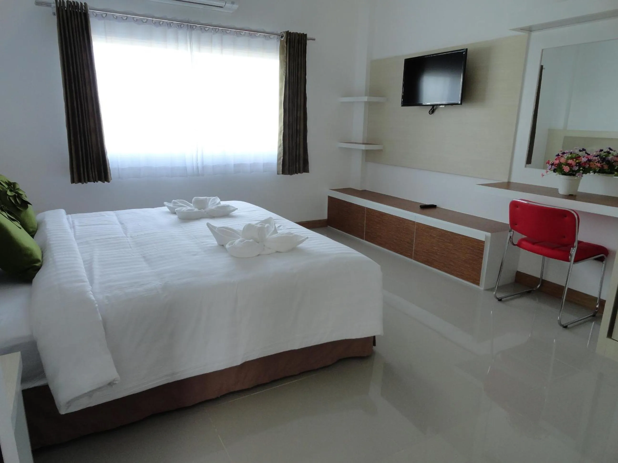 Bed in Bualinn Resort