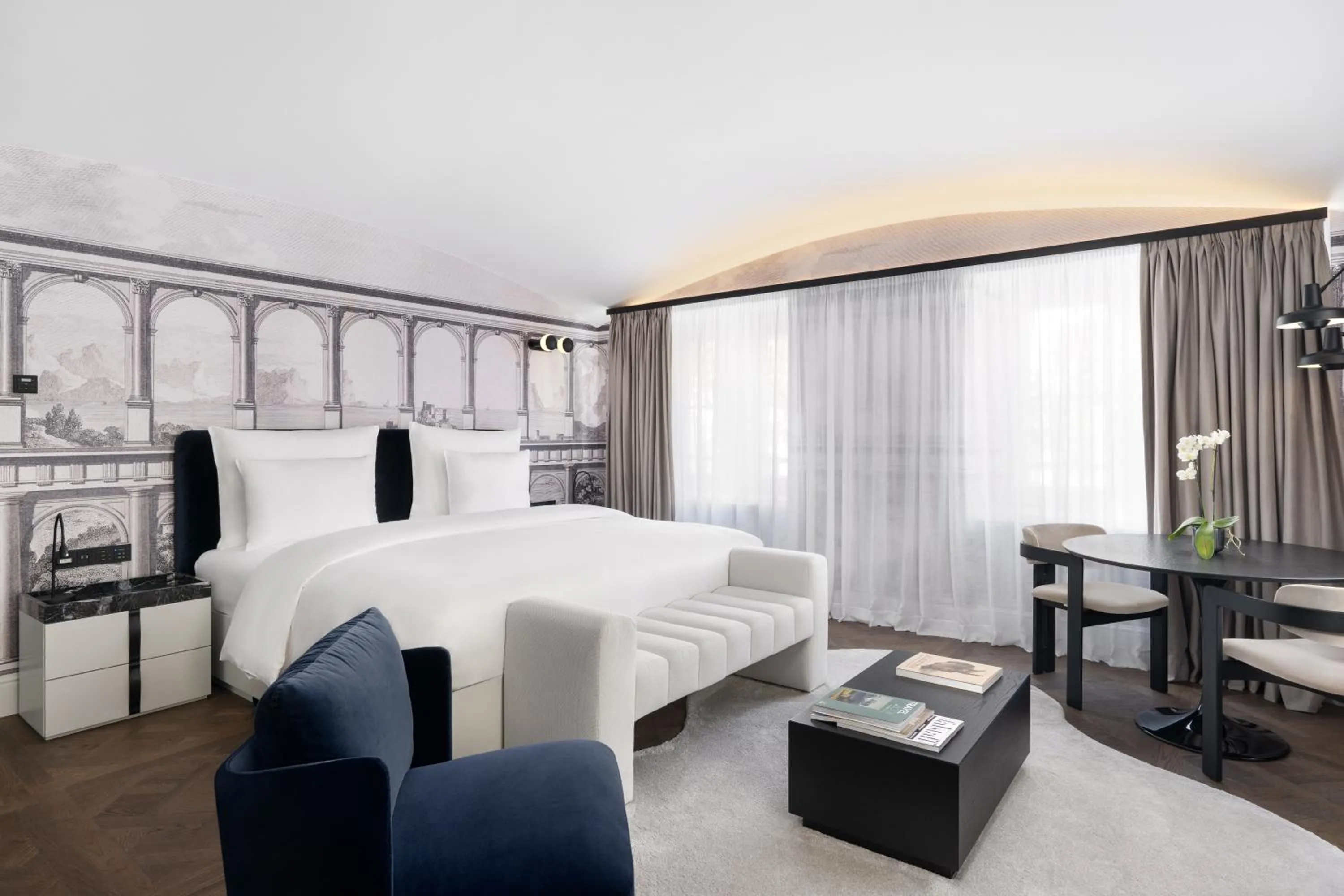 Bed in The Amauris Vienna - Relais & Châteaux