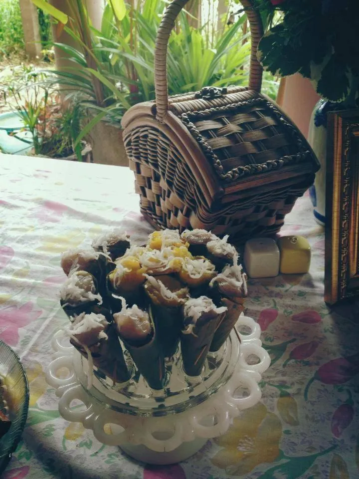 Food in Loy Manee House