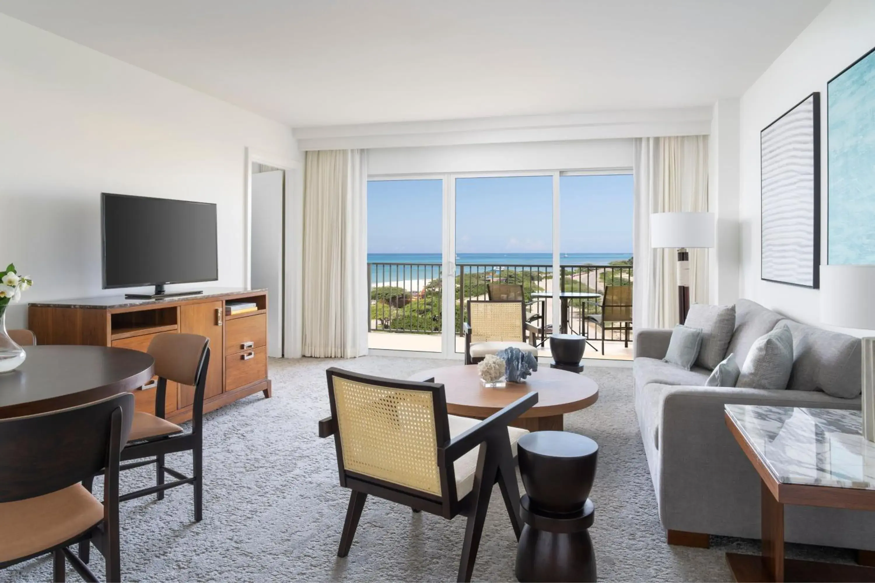 Junior Suite in The Ritz-Carlton, Aruba Junior Suite in The Ritz-Carlton, Aruba