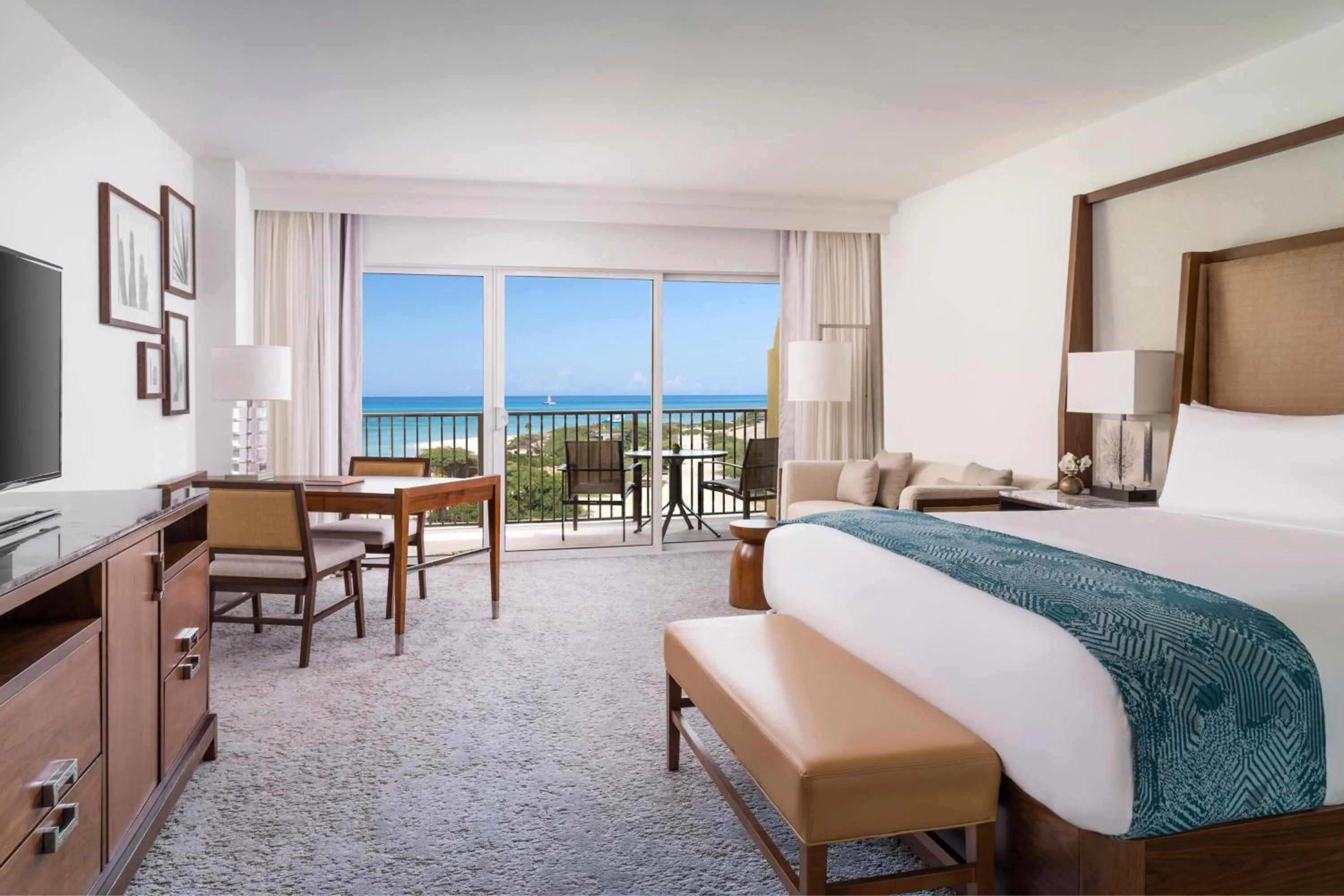 Bedroom, Bed in The Ritz-Carlton, Aruba