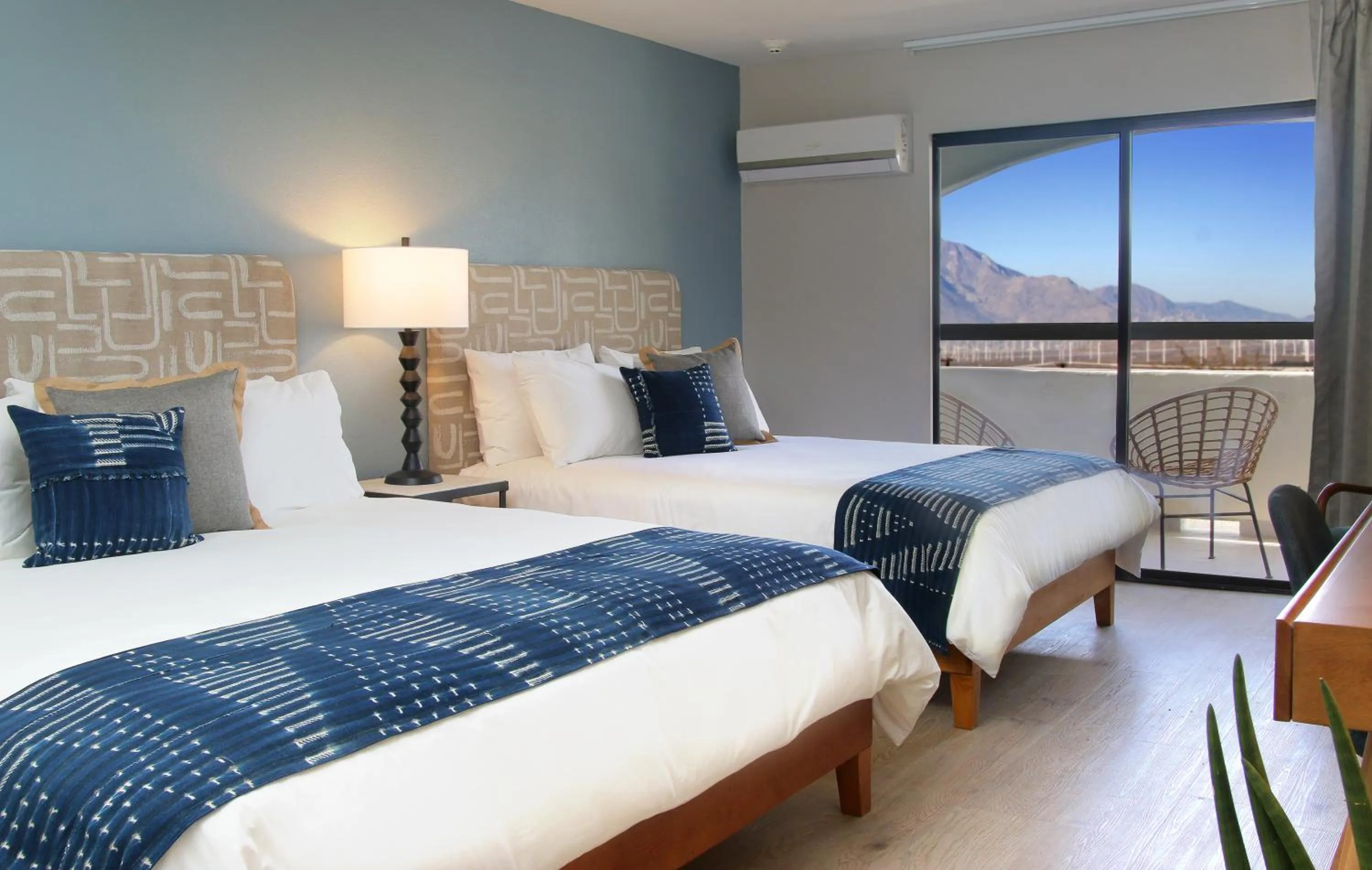 Bedroom, Bed in Azure Palm Hot Springs