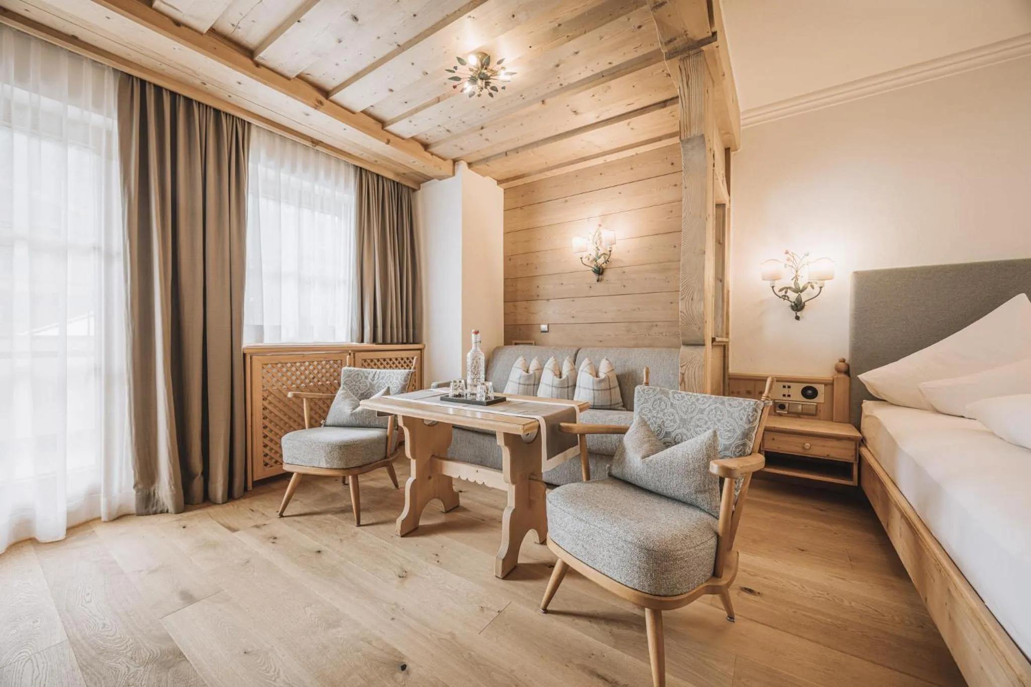 Photo of the whole room, Bed in Hotel Gaspingerhof