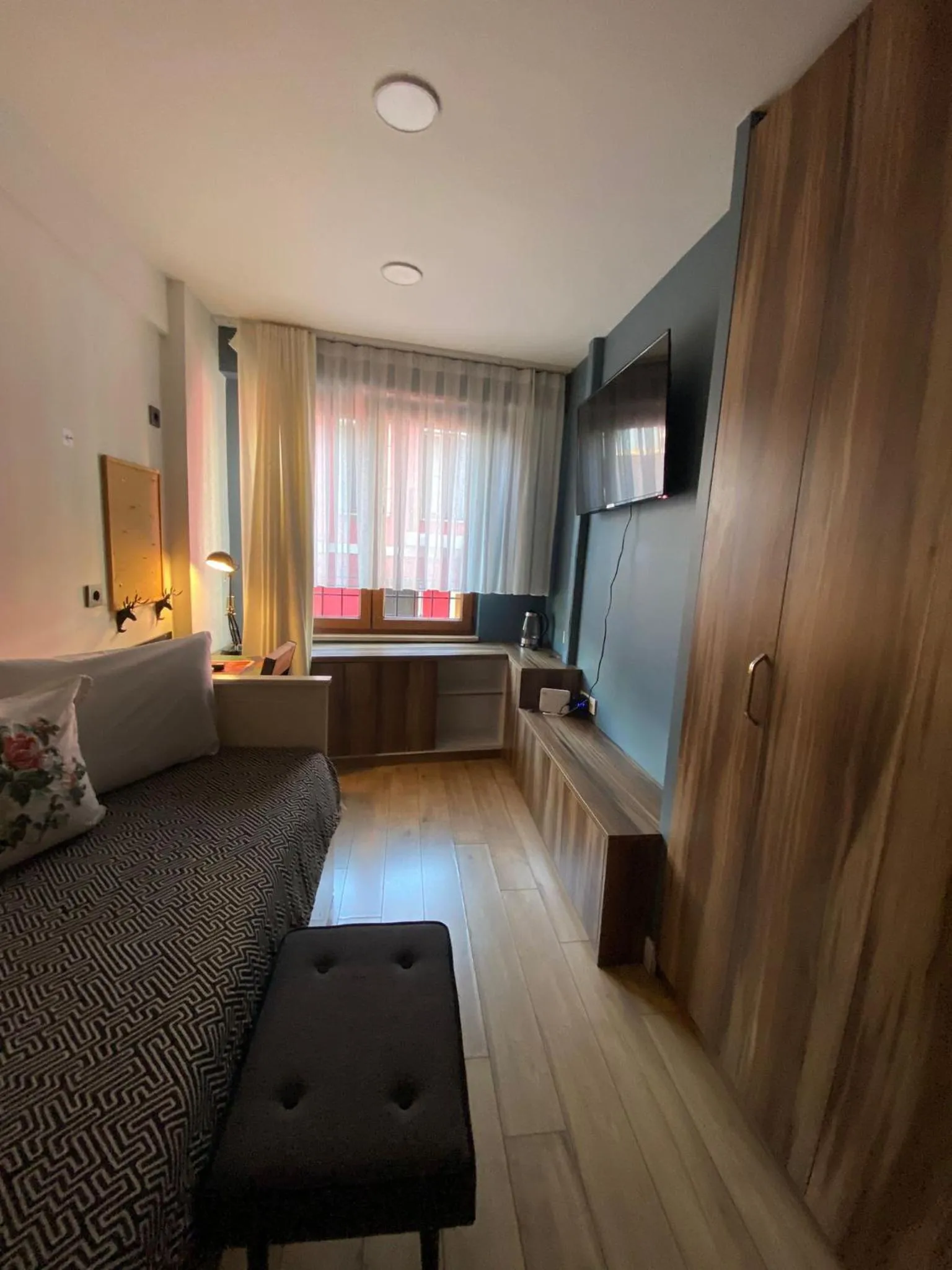 Bed in Istanbul Hub Flats