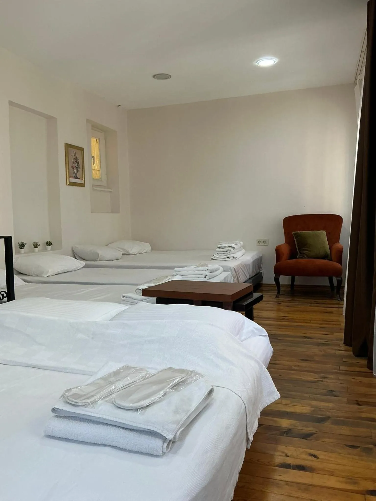 Living room, Bed in Istanbul Hub Flats