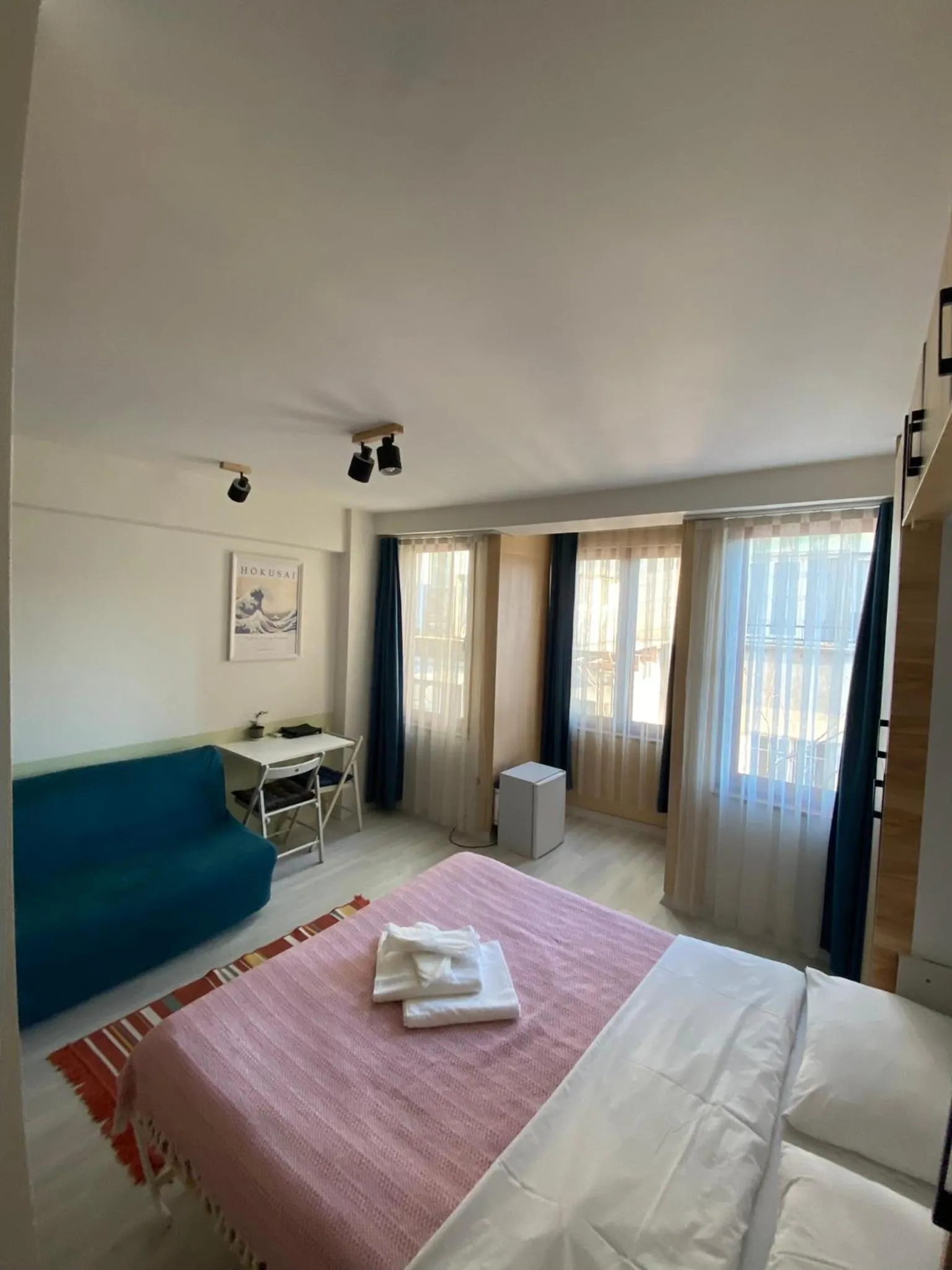 Bed in Istanbul Hub Flats