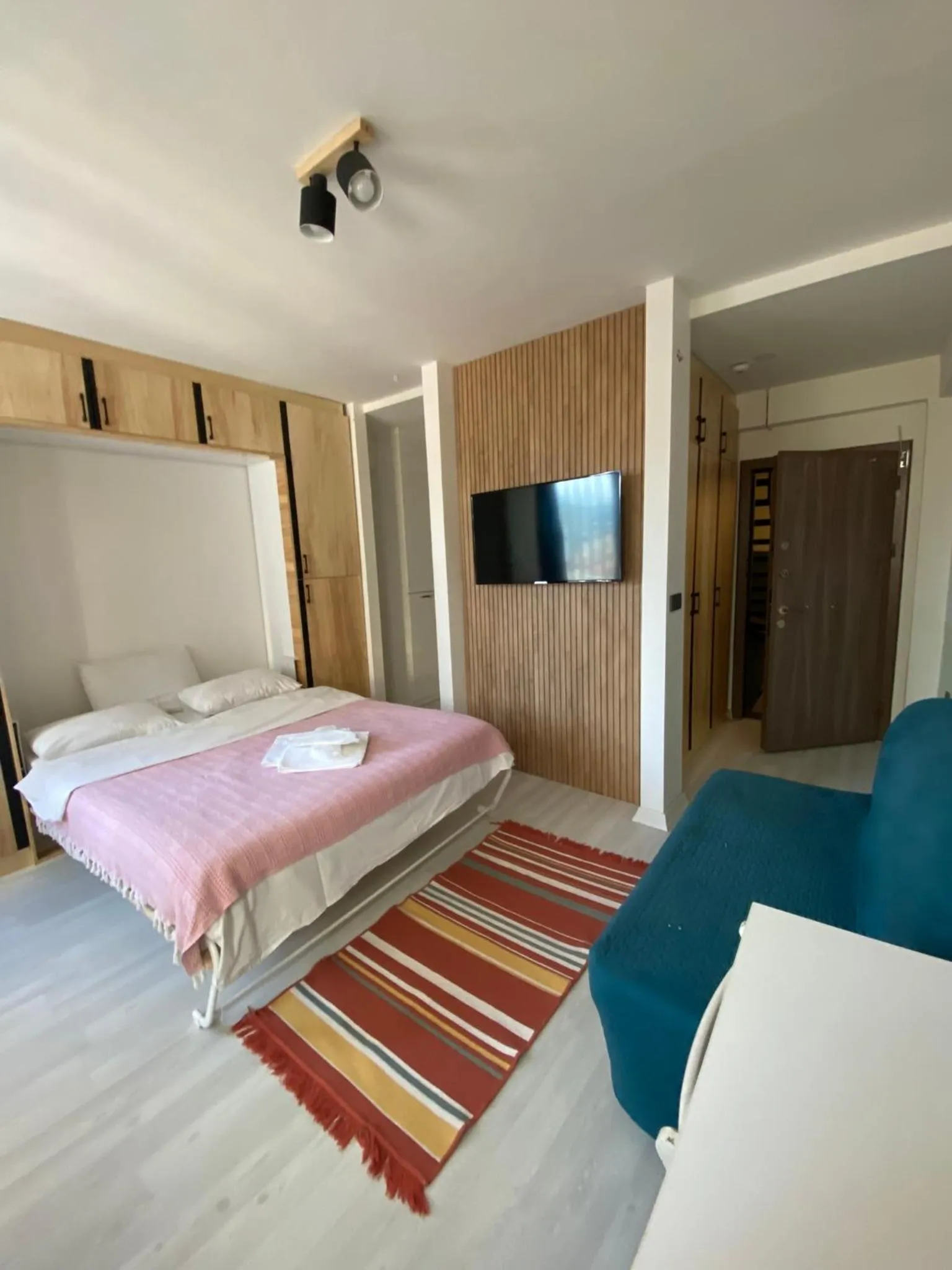 Living room, Bed in Istanbul Hub Flats