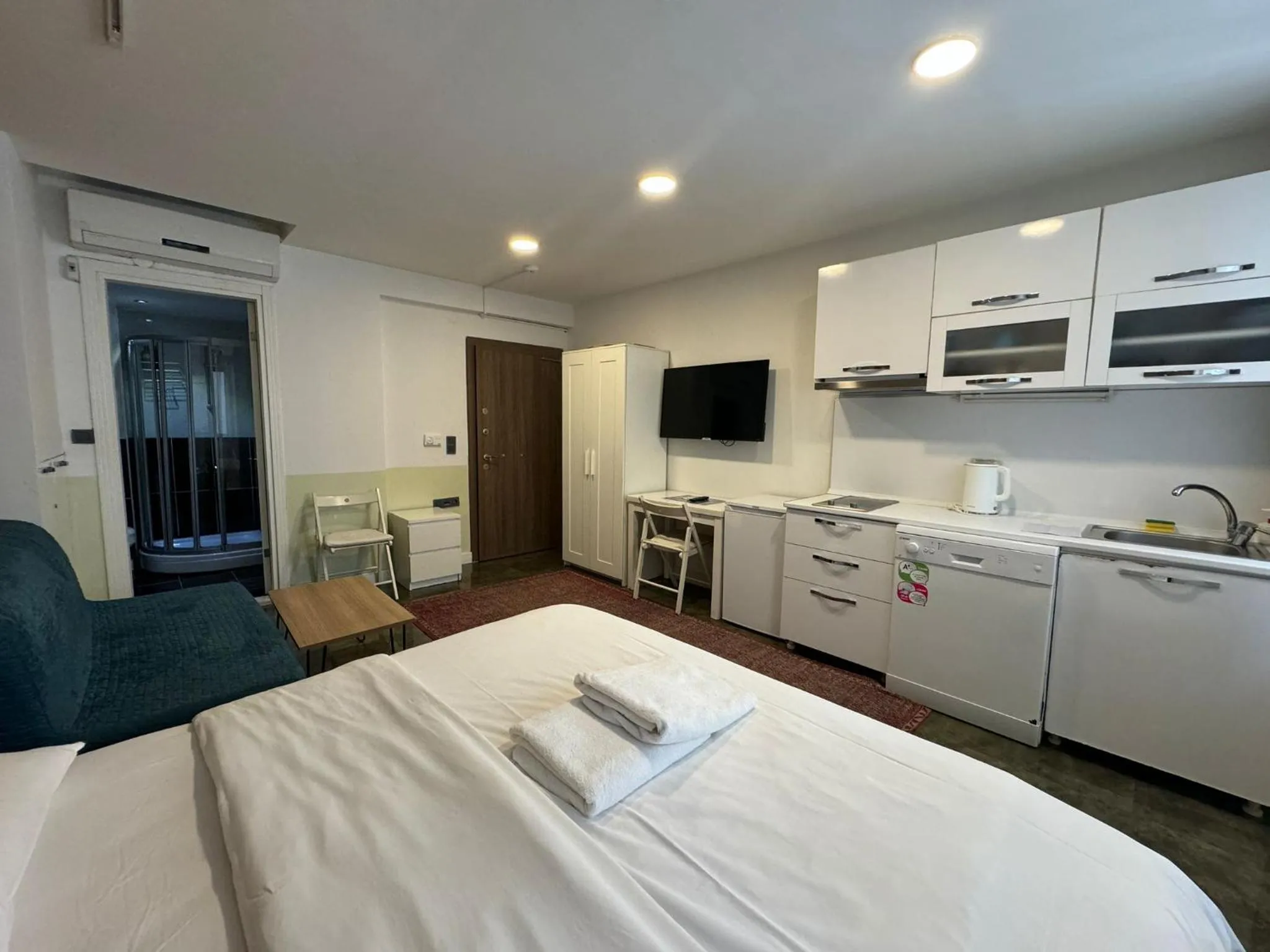 Bed in Istanbul Hub Flats