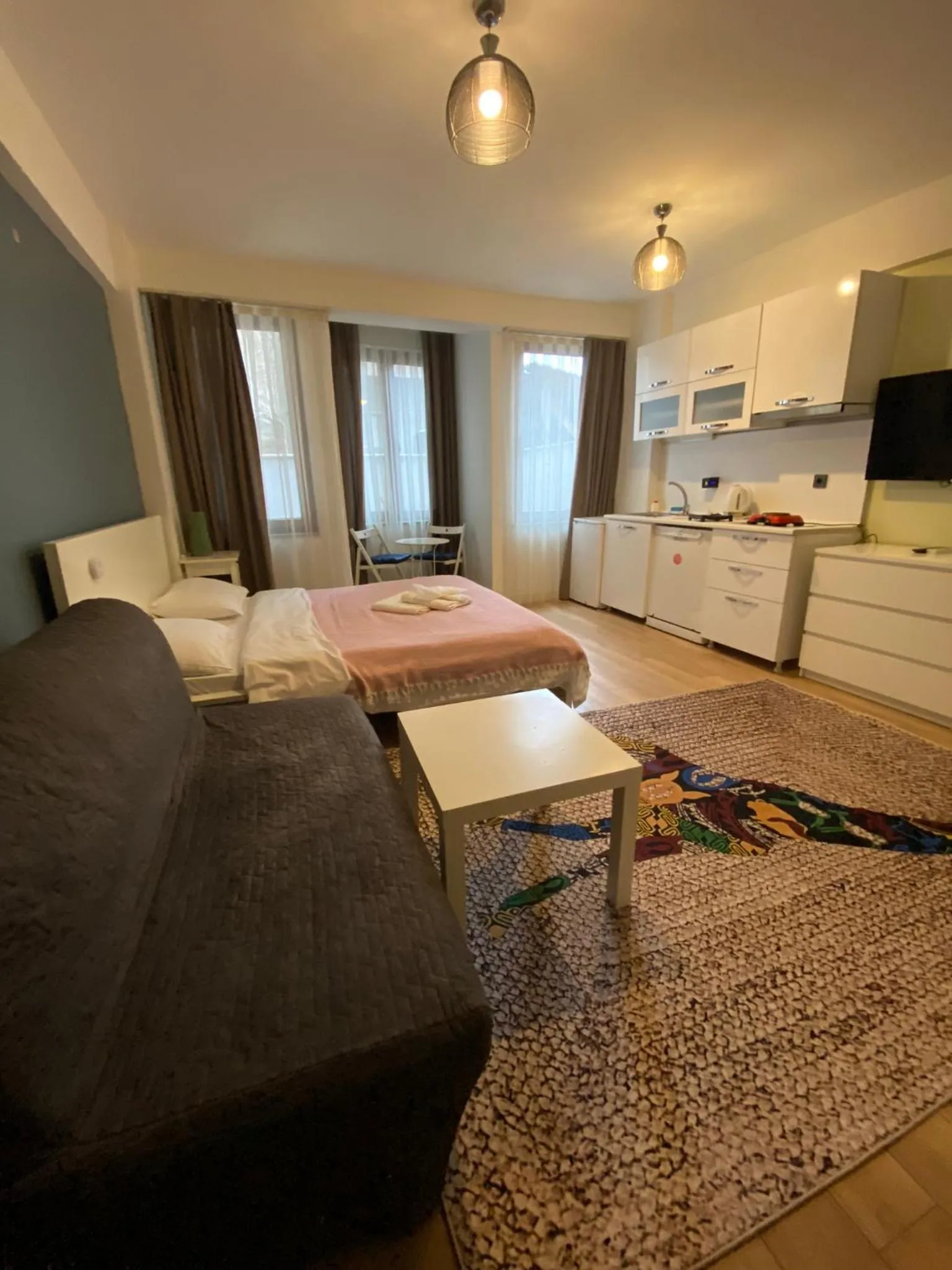 Living room, Bed in Istanbul Hub Flats