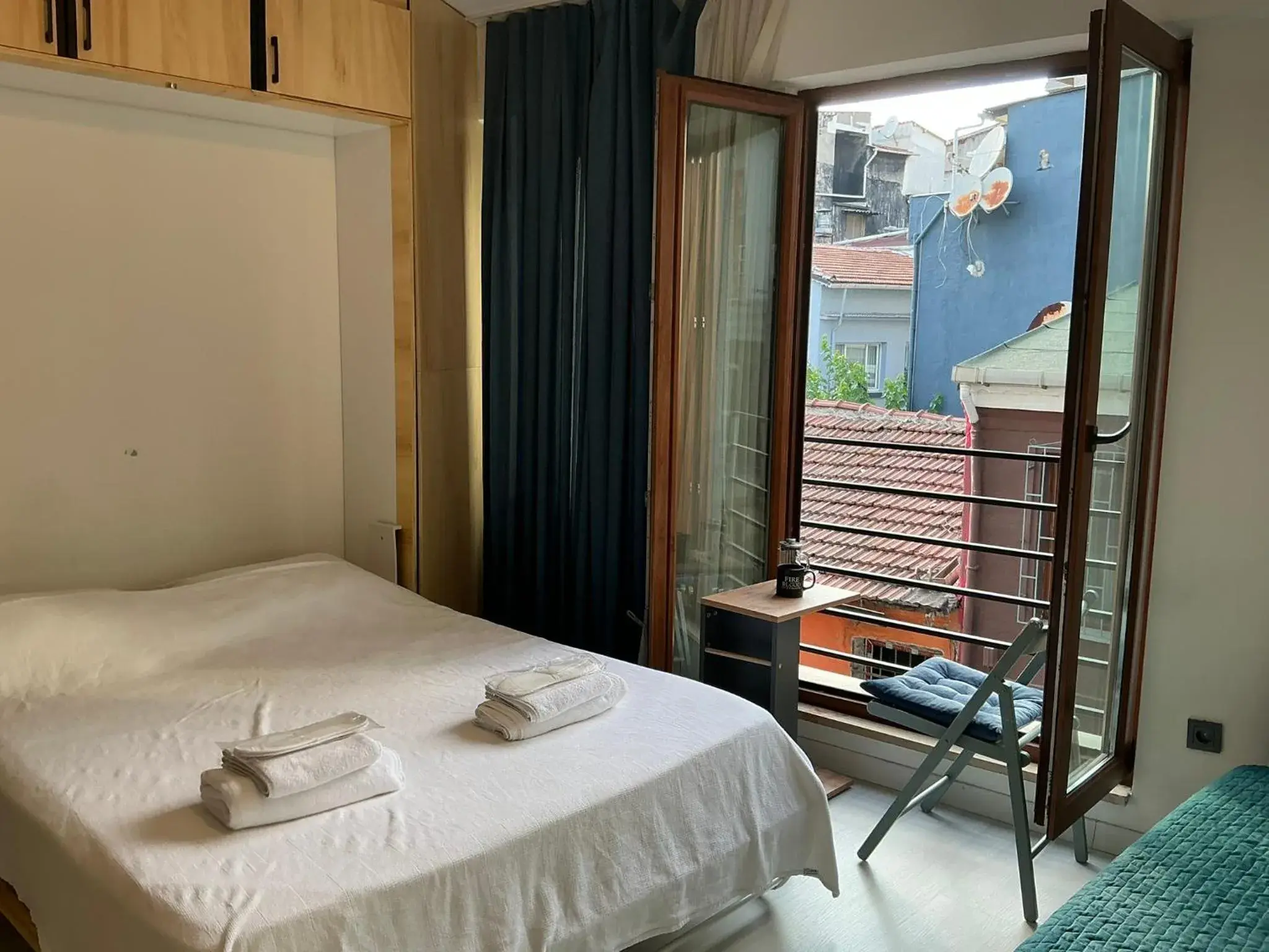 Spring, Bed in Istanbul Hub Flats Spring, Bed in Istanbul Hub Flats