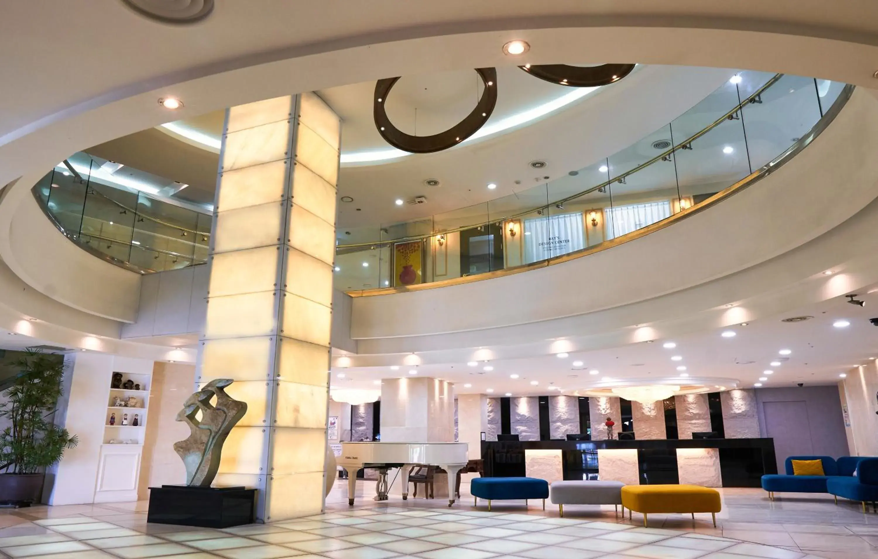 Lobby or reception in Hotel Aqua Palace Lobby or reception in Hotel Aqua Palace