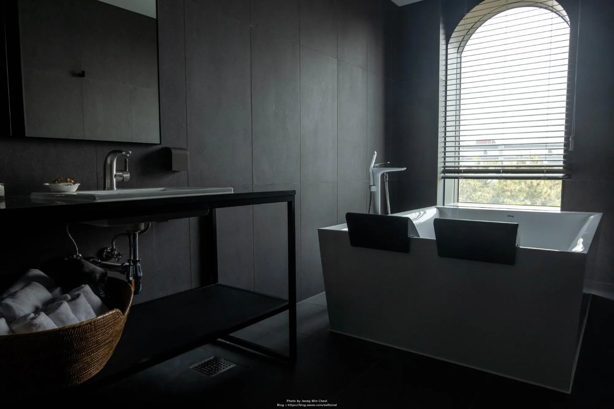 Bathroom in AG405 Hotel