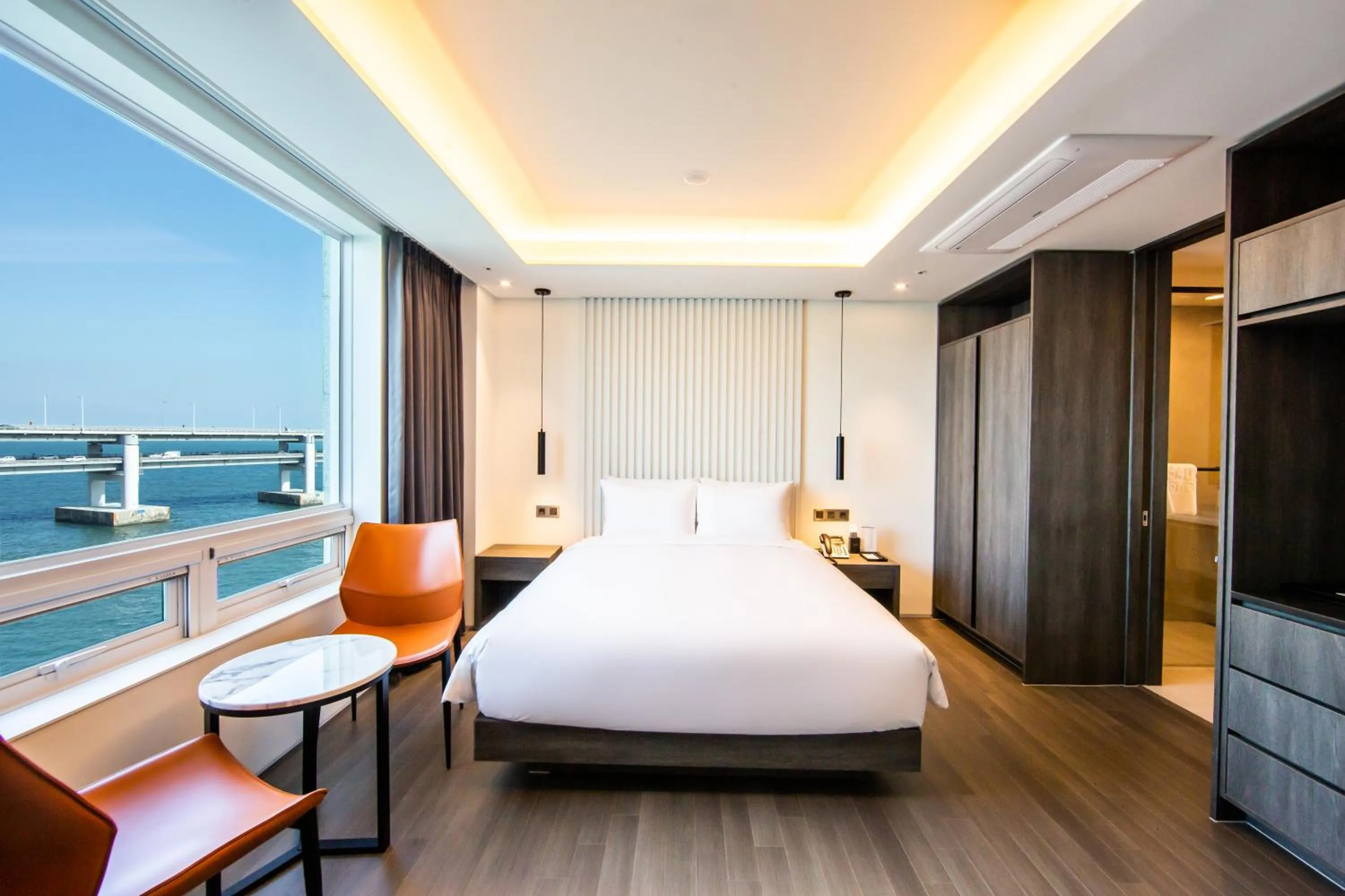 Photo of the whole room, Bed in AG405 Hotel