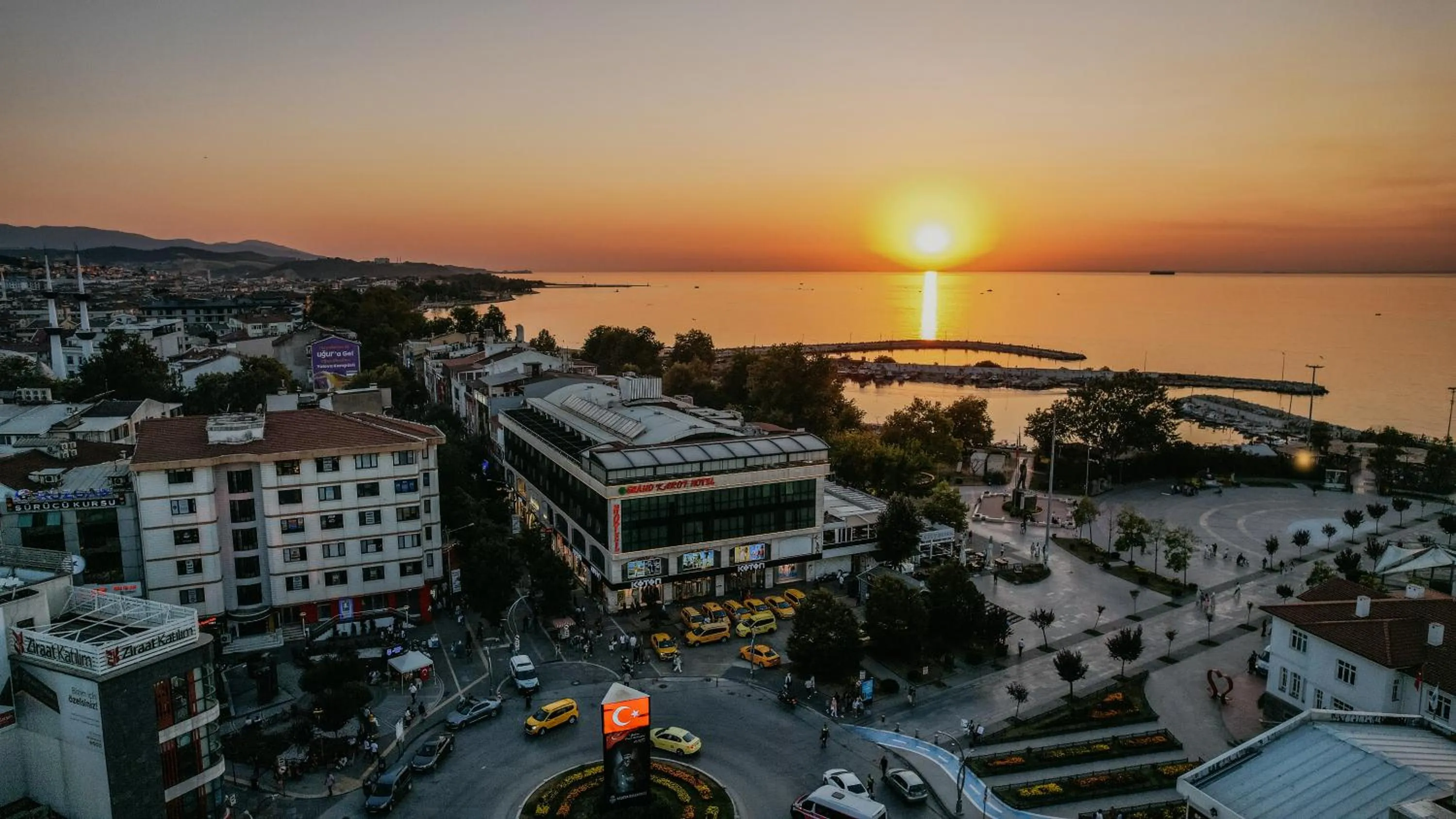 Day in Grand Karot Hotel