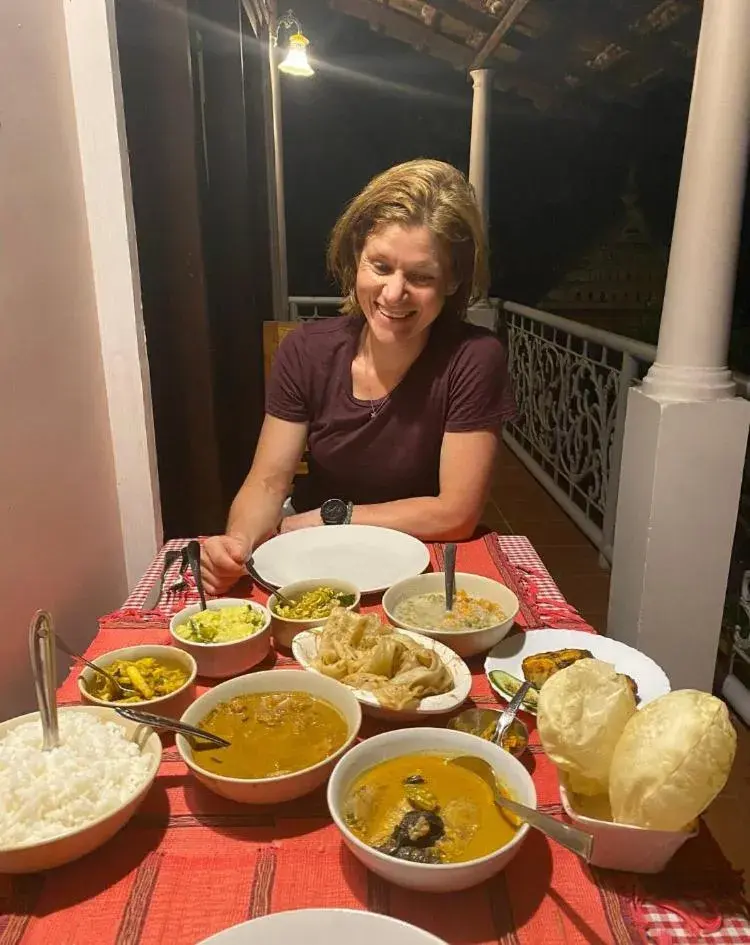 Restaurant/places to eat in Mandaram villas Restaurant/places to eat in Mandaram villas