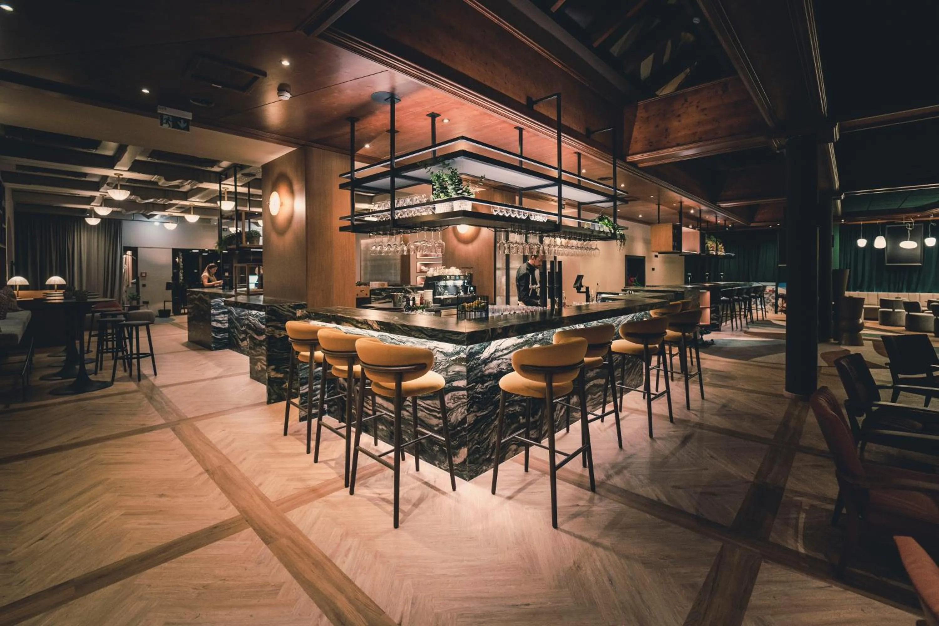 Lounge or bar in Upside Down Town Hotel-Neue Post