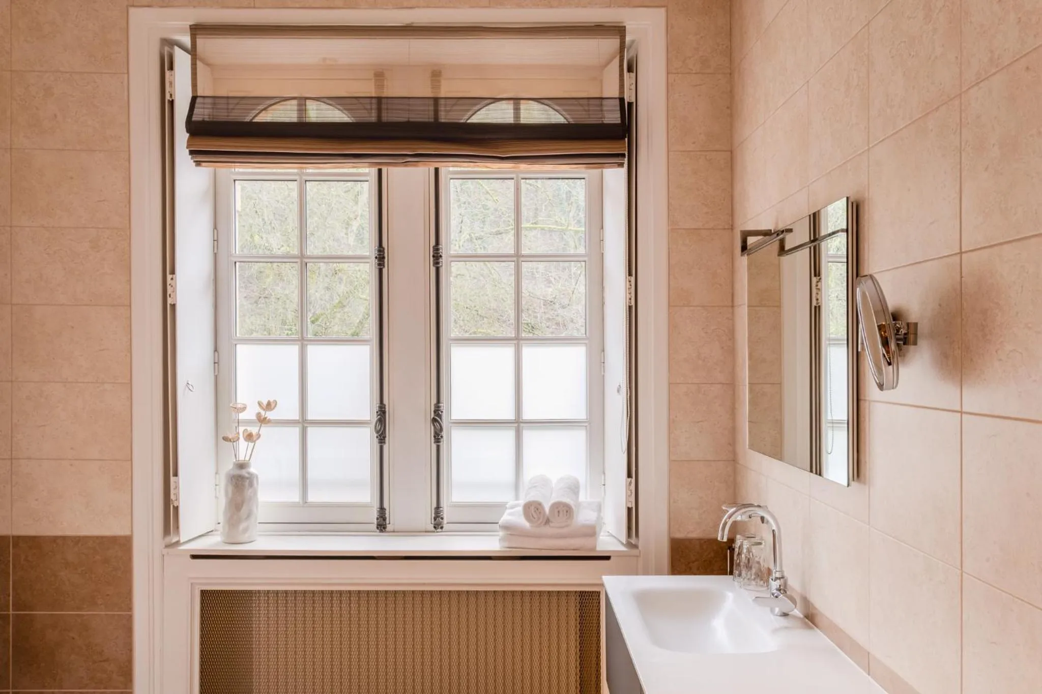Bathroom in Hotel Ô Château