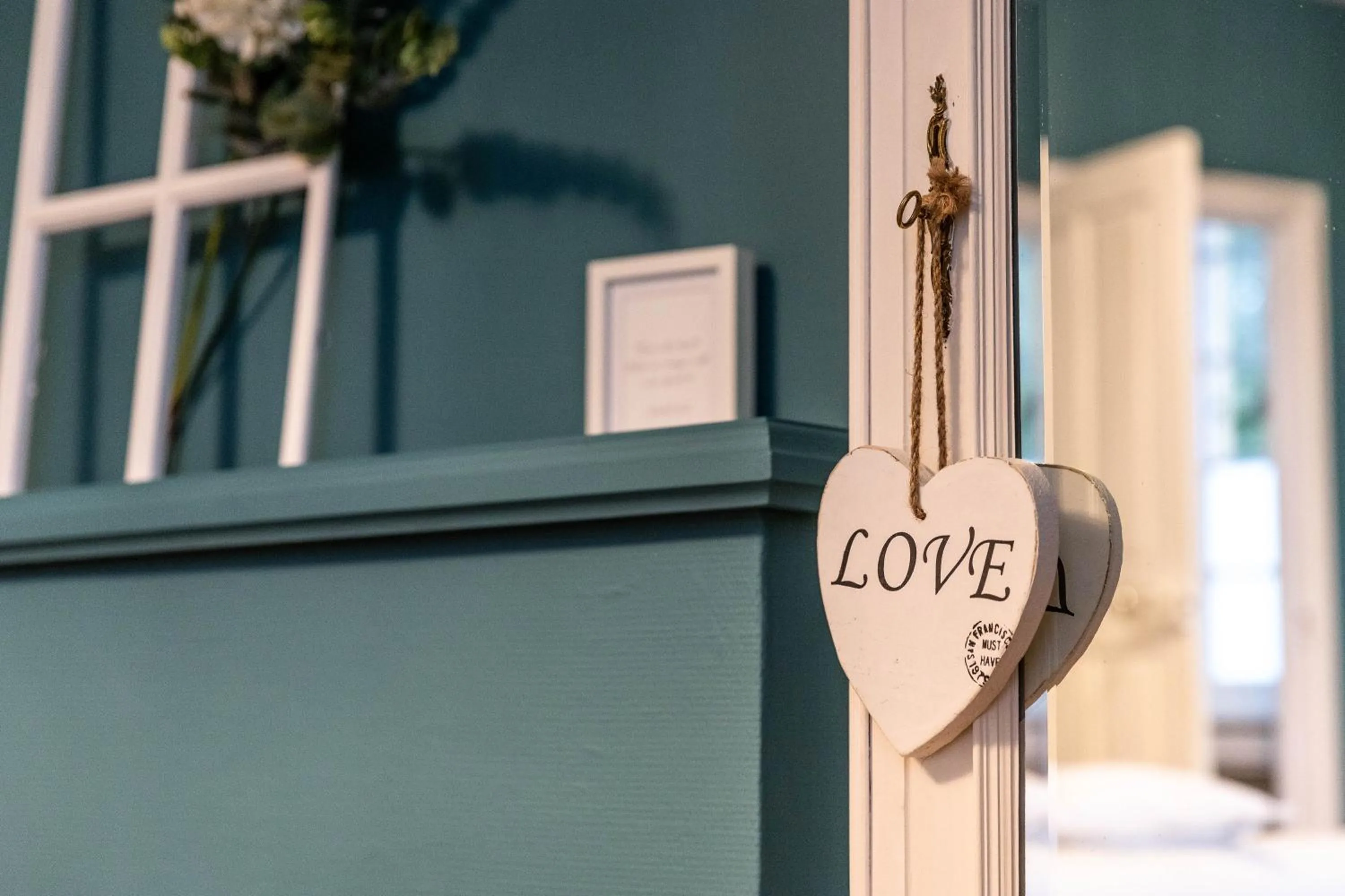 Decorative detail in Hotel Ô Château