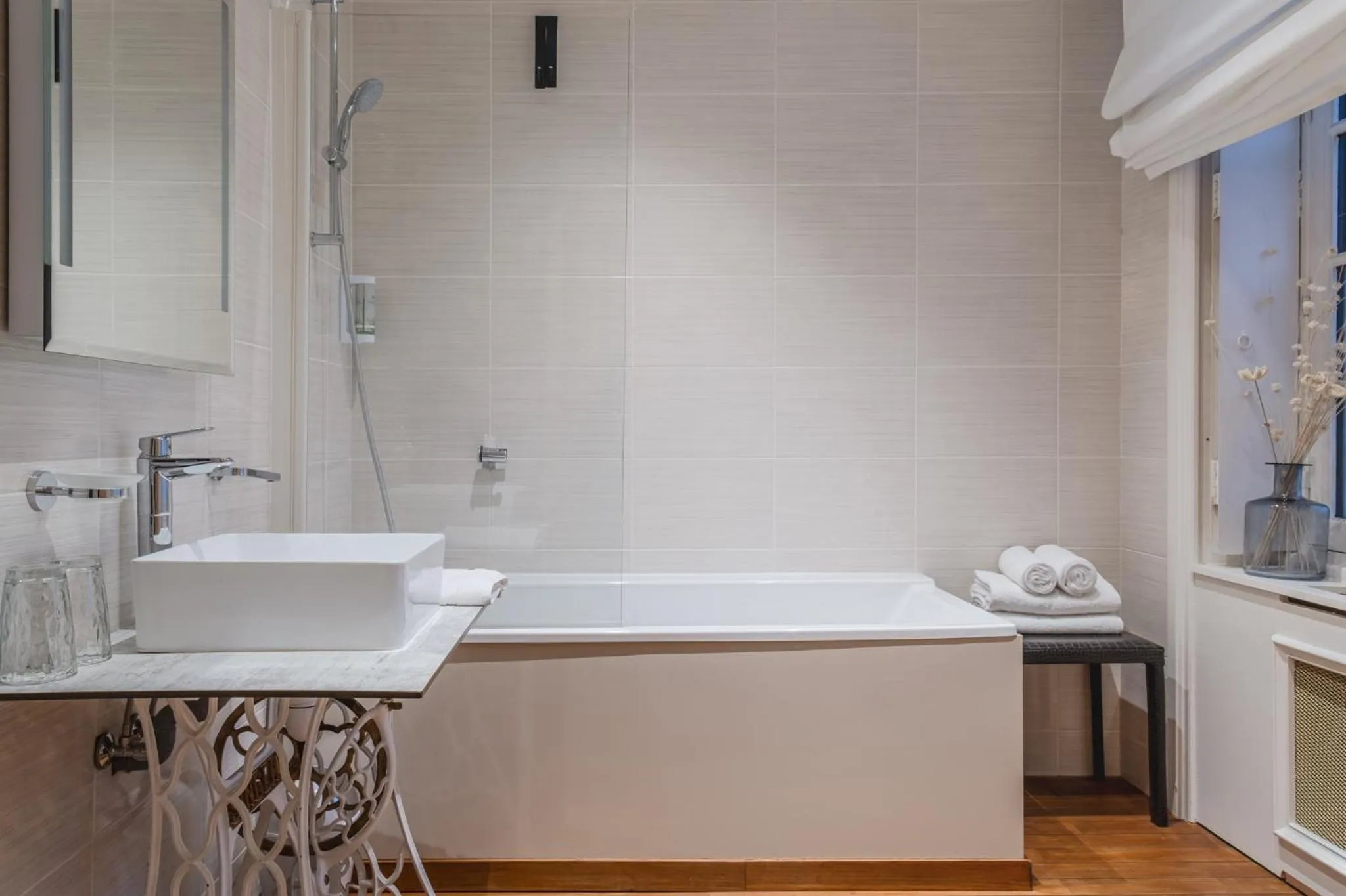 Bathroom in Hotel Ô Château