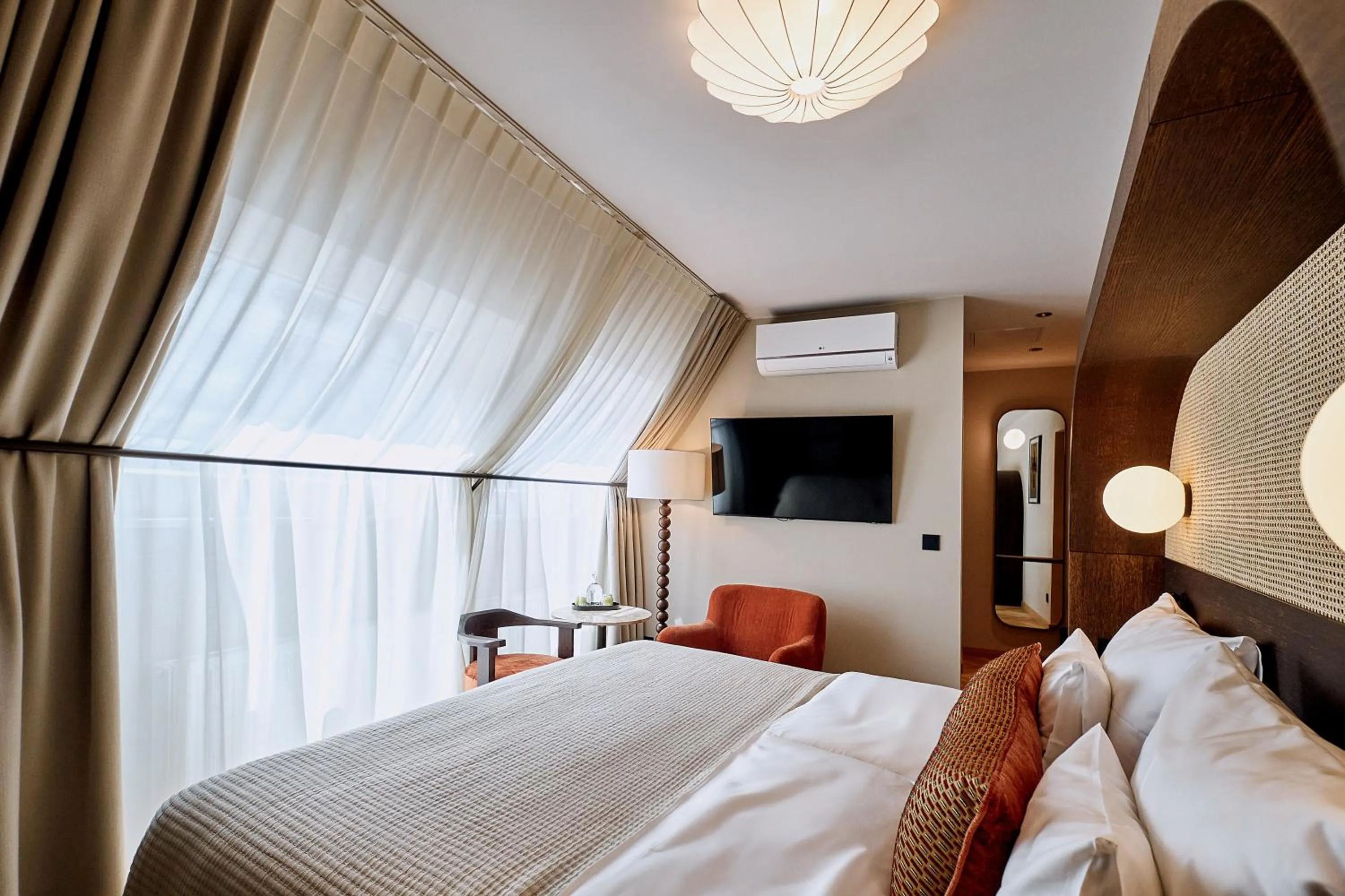 Photo of the whole room, Bed in Hotel Palais Mailberger Hof