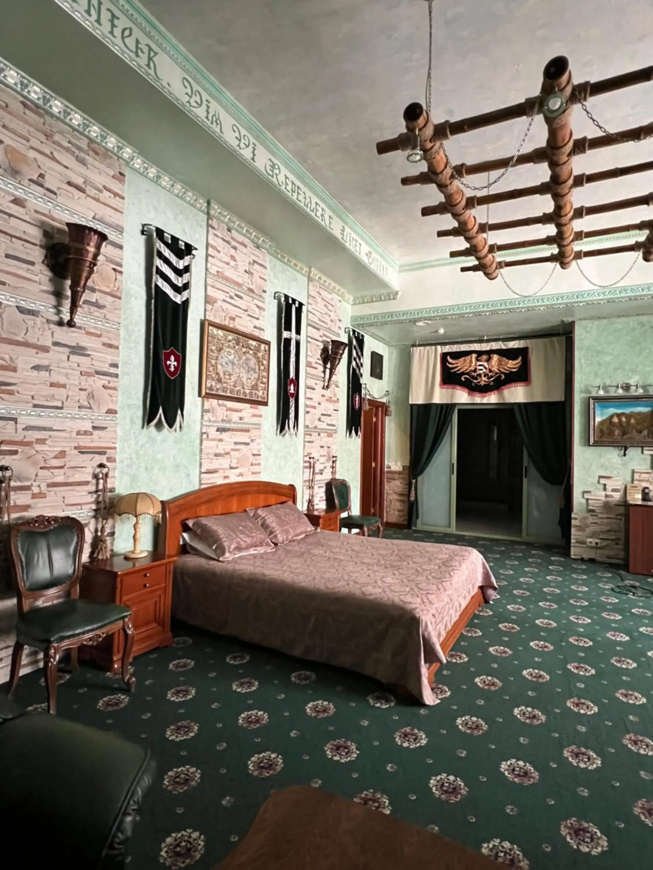 Suite with Sauna - single occupancy in Kamelot Suite with Sauna - single occupancy in Kamelot