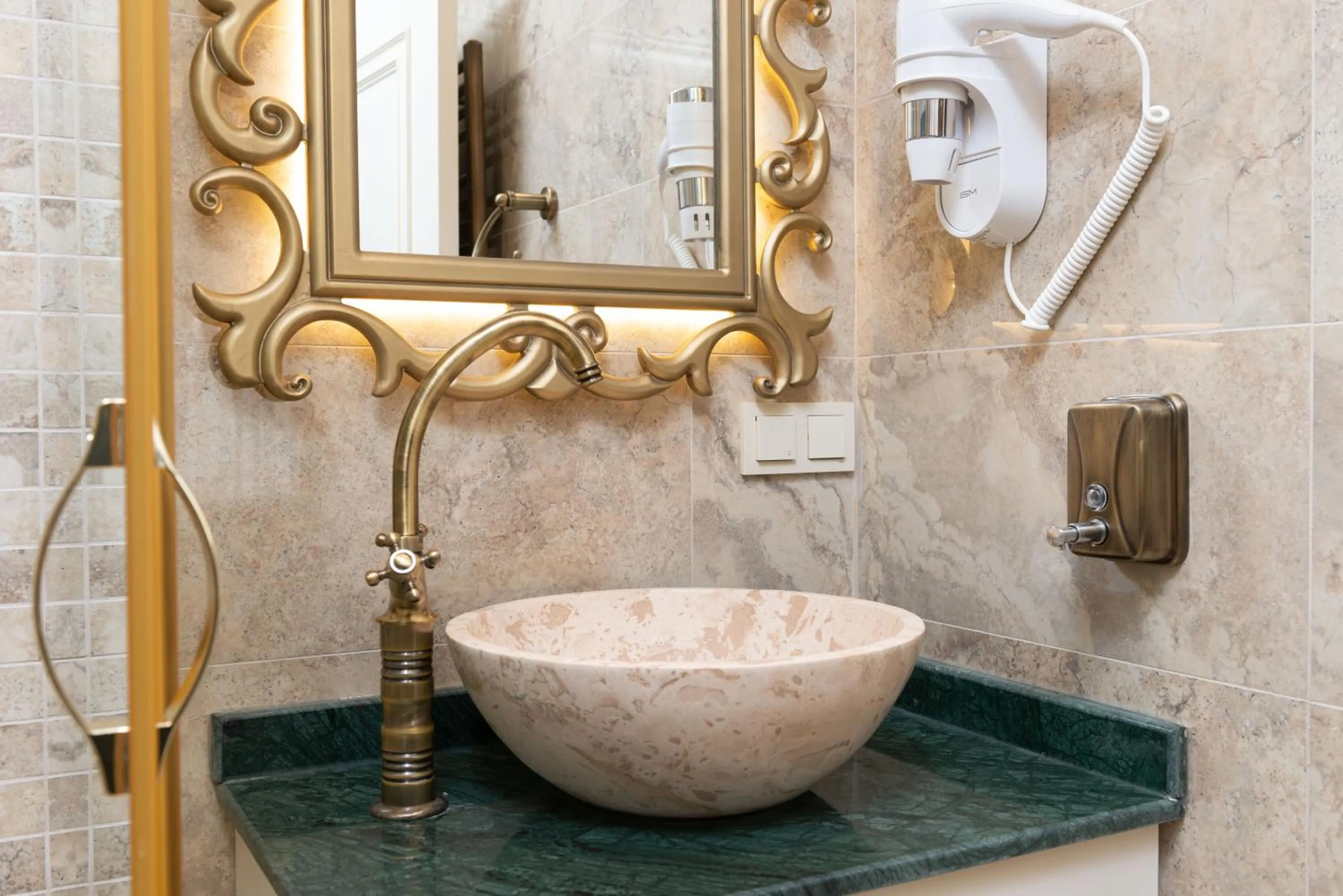 Begonville Mansion Oldcity