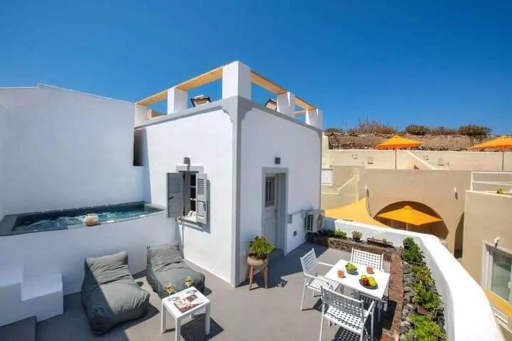 Property building in Aetheria Villas