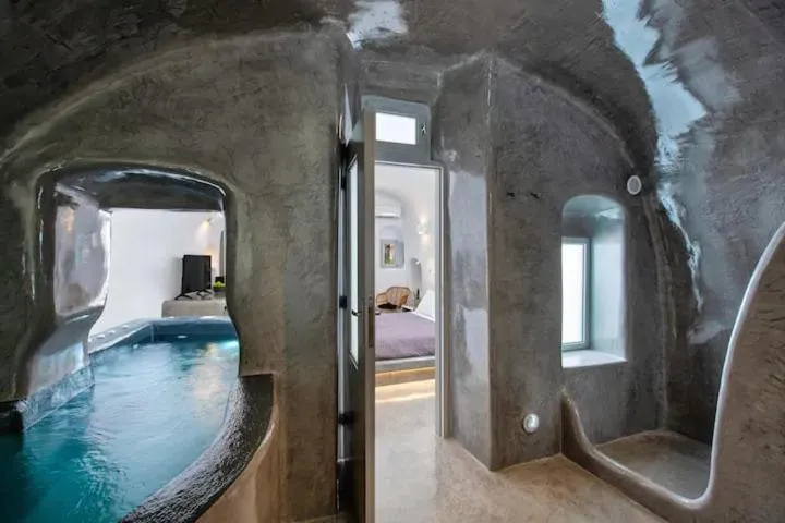Bathroom, Bed in Aetheria Villas