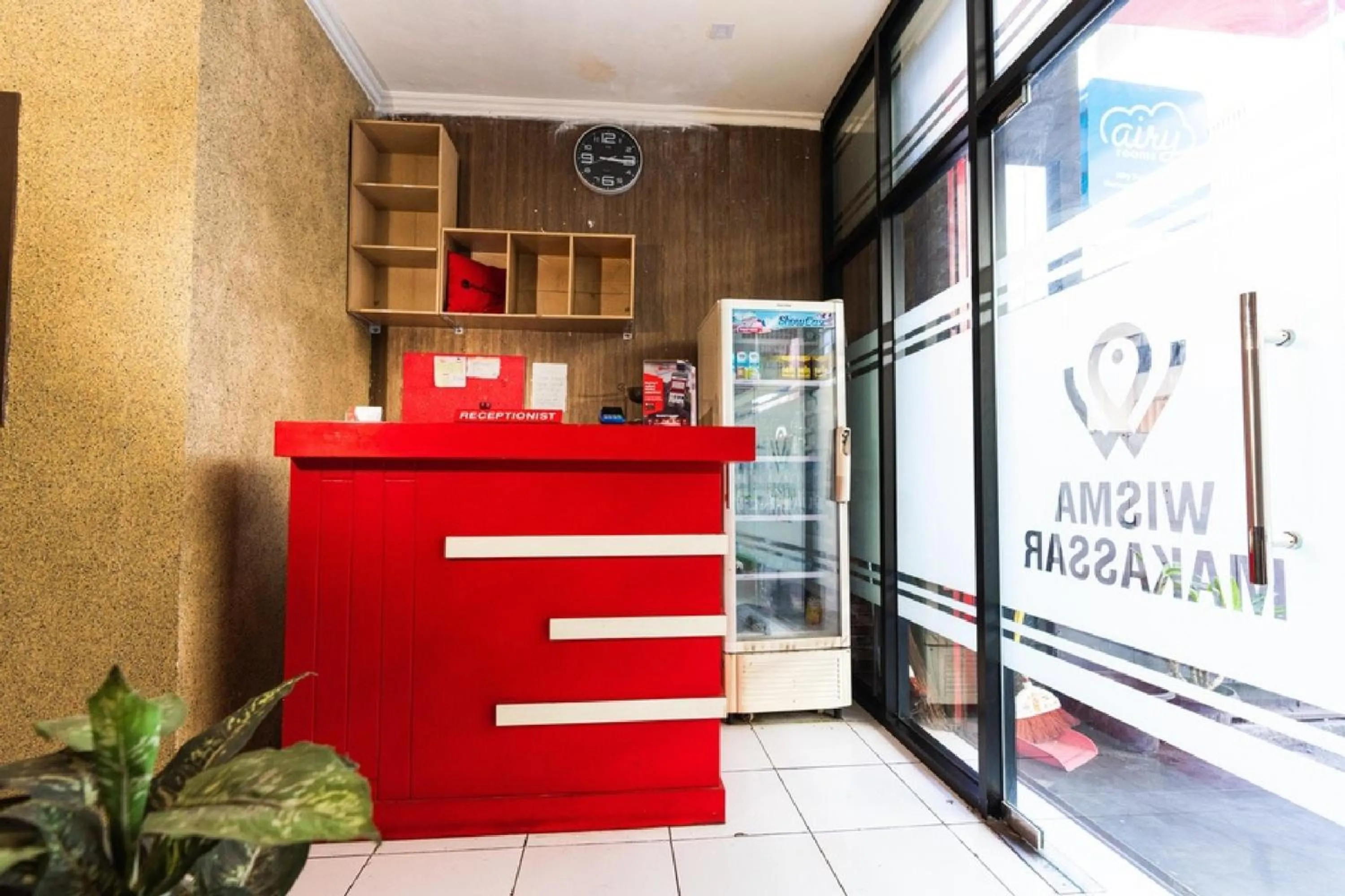 Lobby or reception in RedDoorz @ Hertasning Area 2