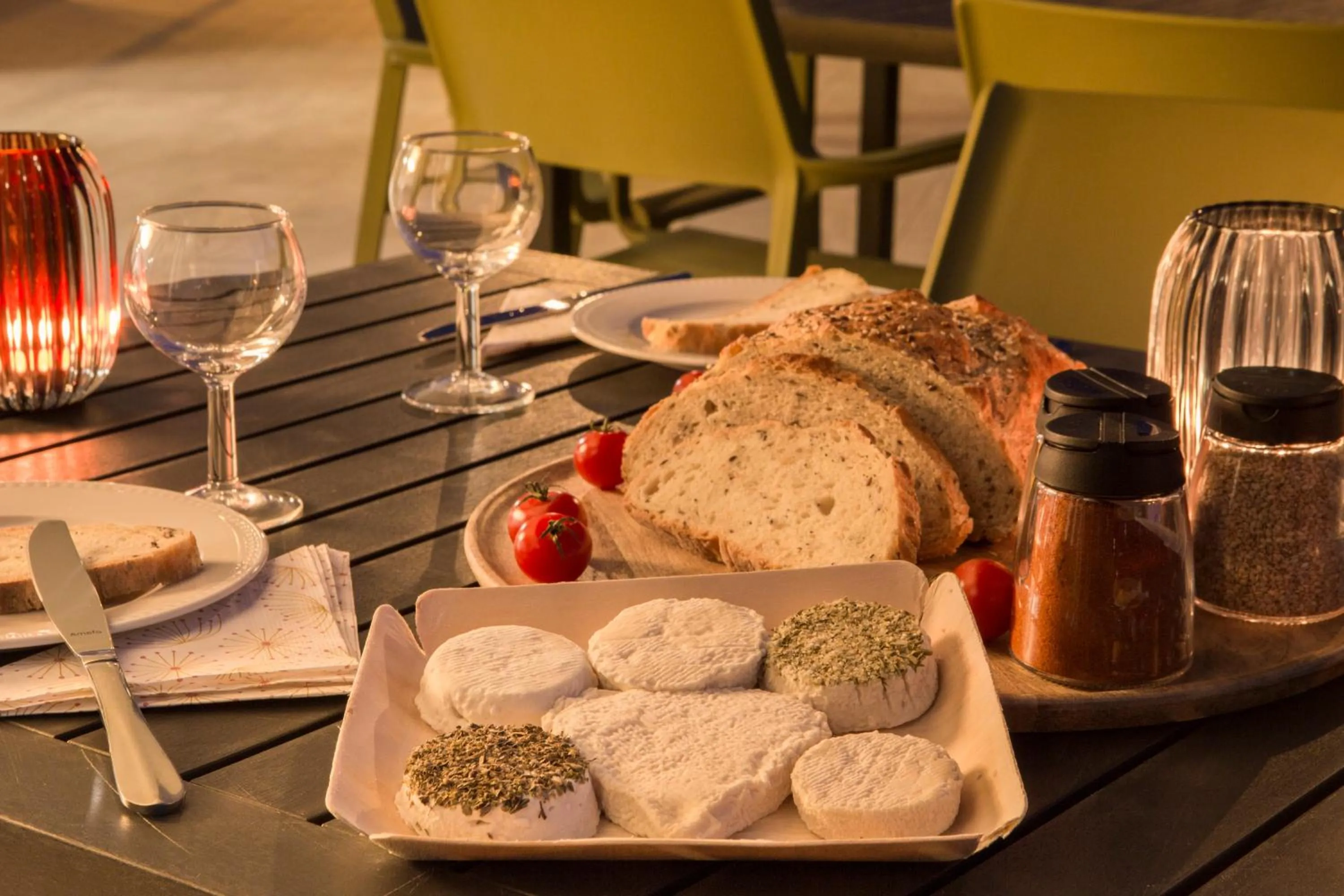Breakfast in Zenao Appart'hôtels Villeneuve-lès-Avignon