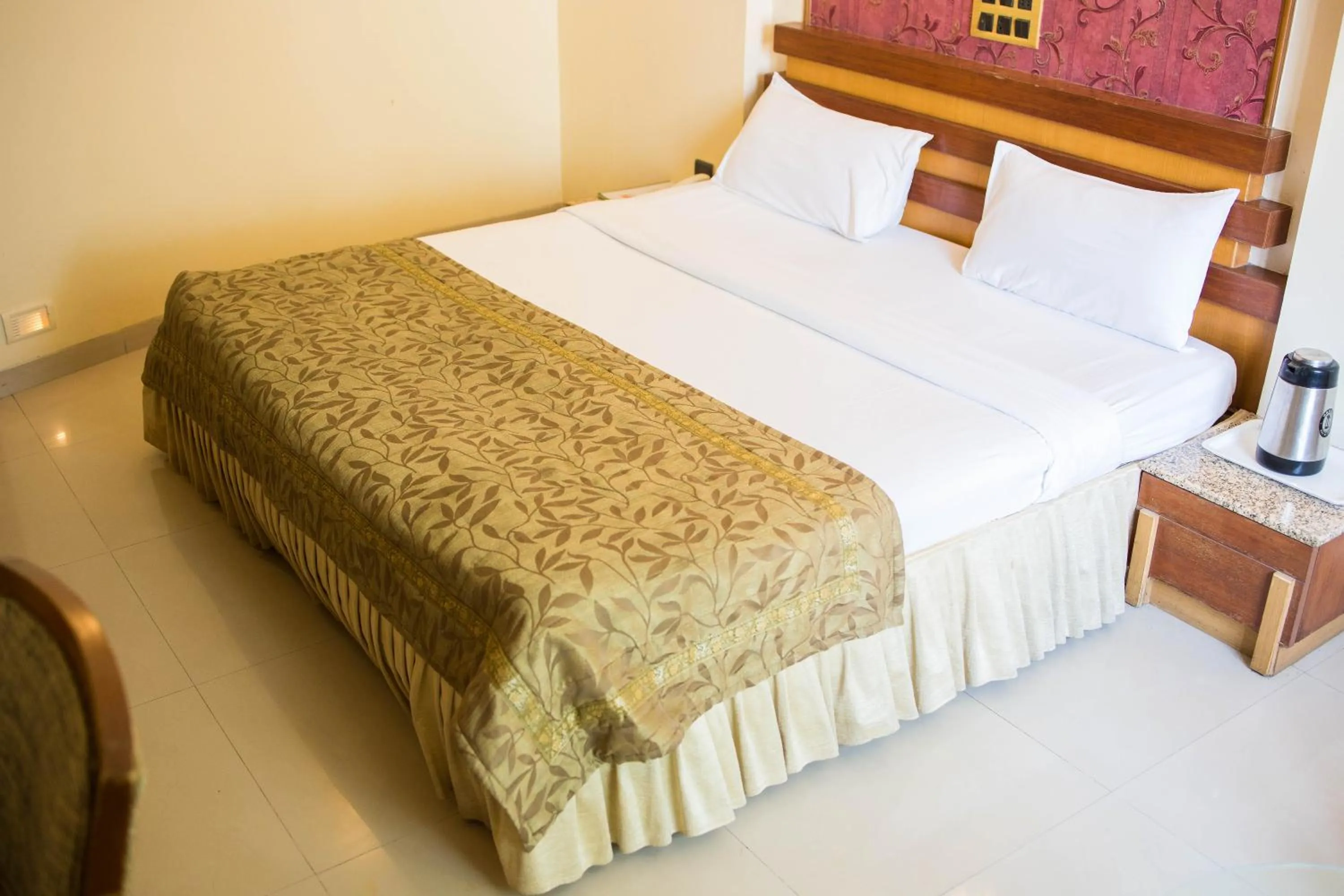 Bed in The Deccan Royaale, Shivaji Nagar