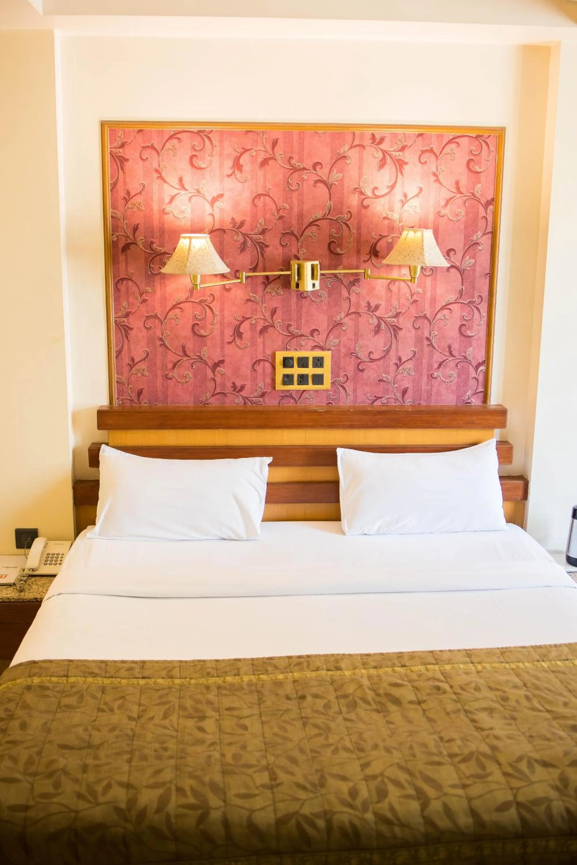 Bed in The Deccan Royaale, Shivaji Nagar