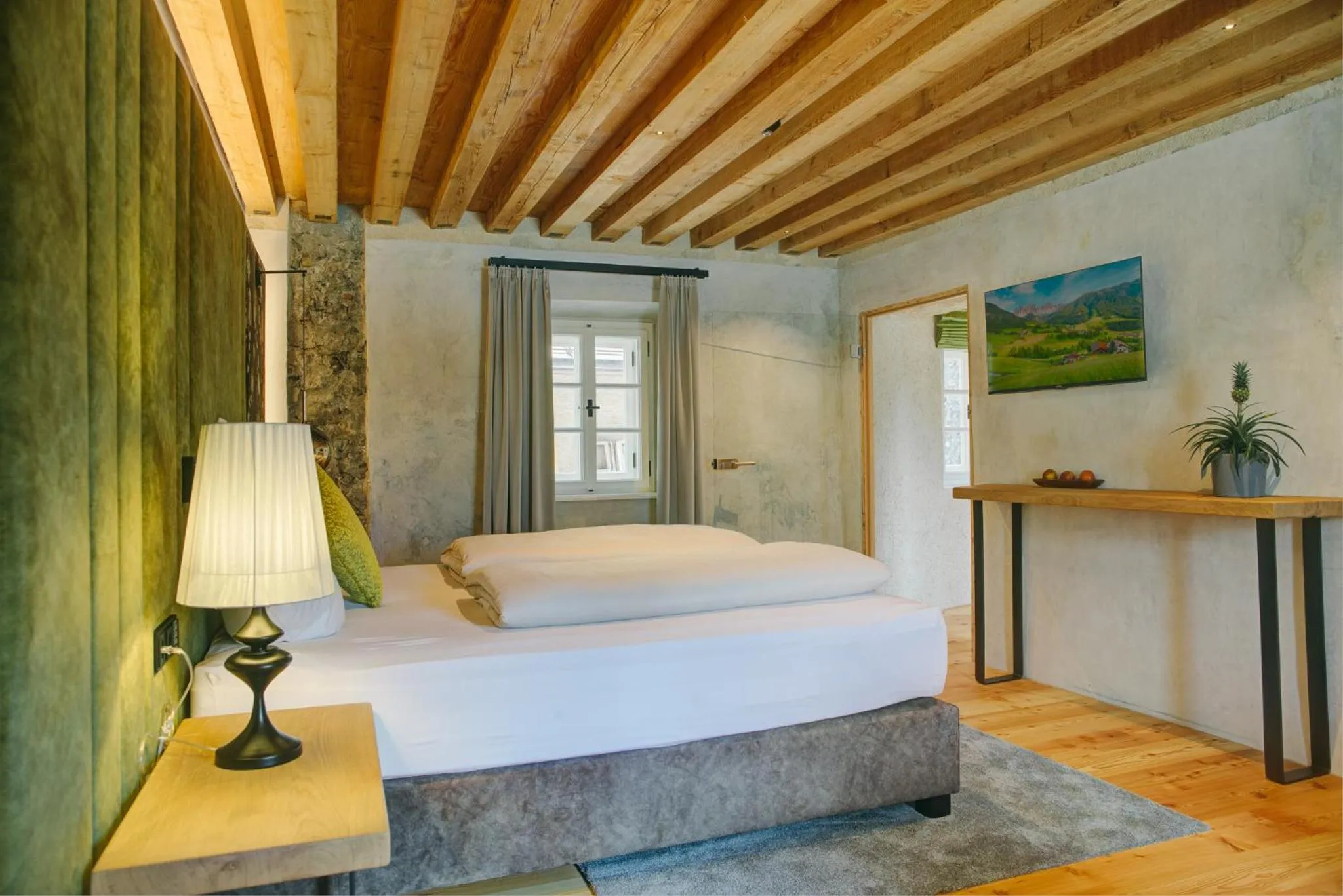 Bedroom, Bed in Boutique Hotel im Auracher Löchl