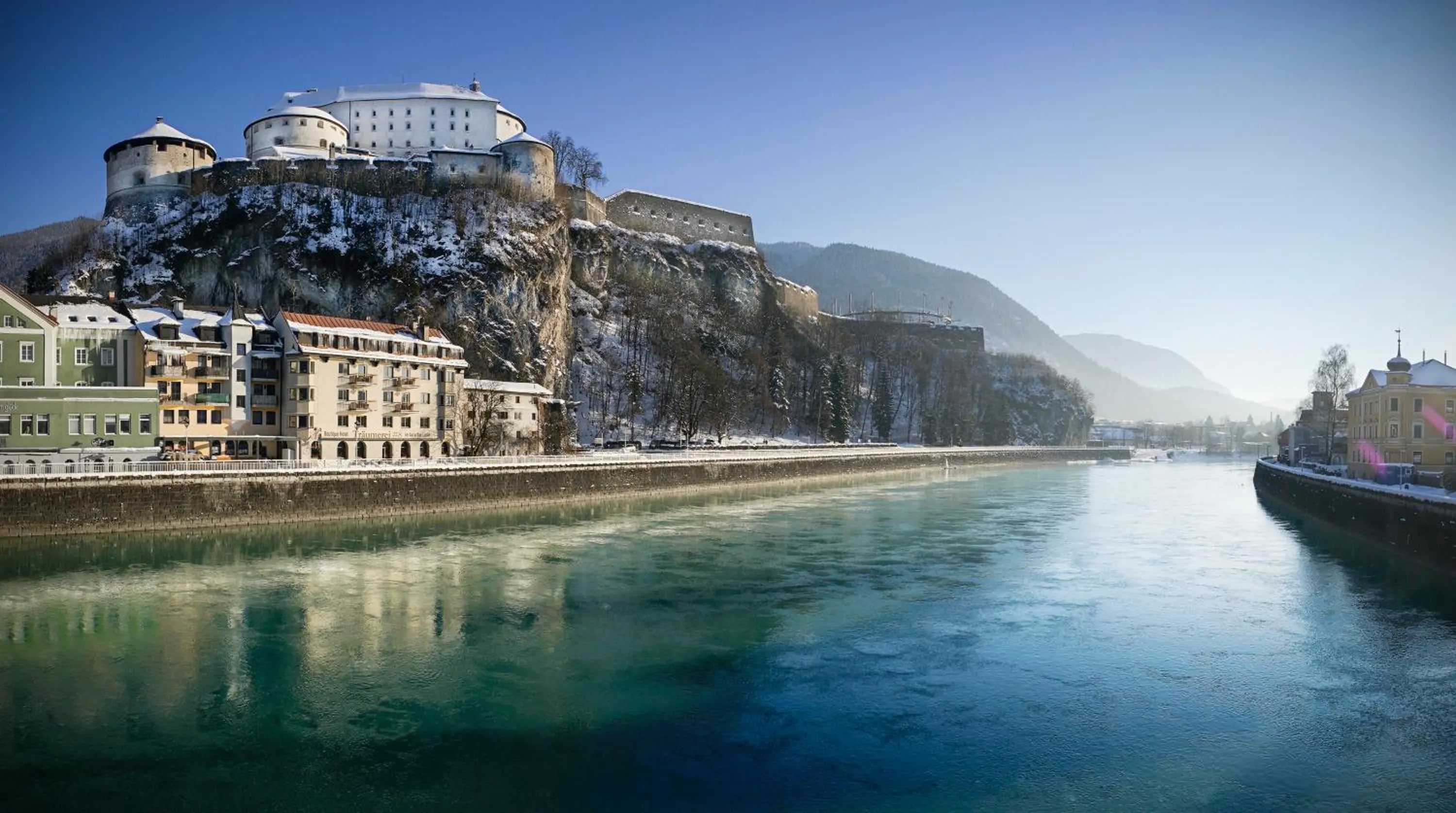 Property building in Boutique Hotel im Auracher Löchl