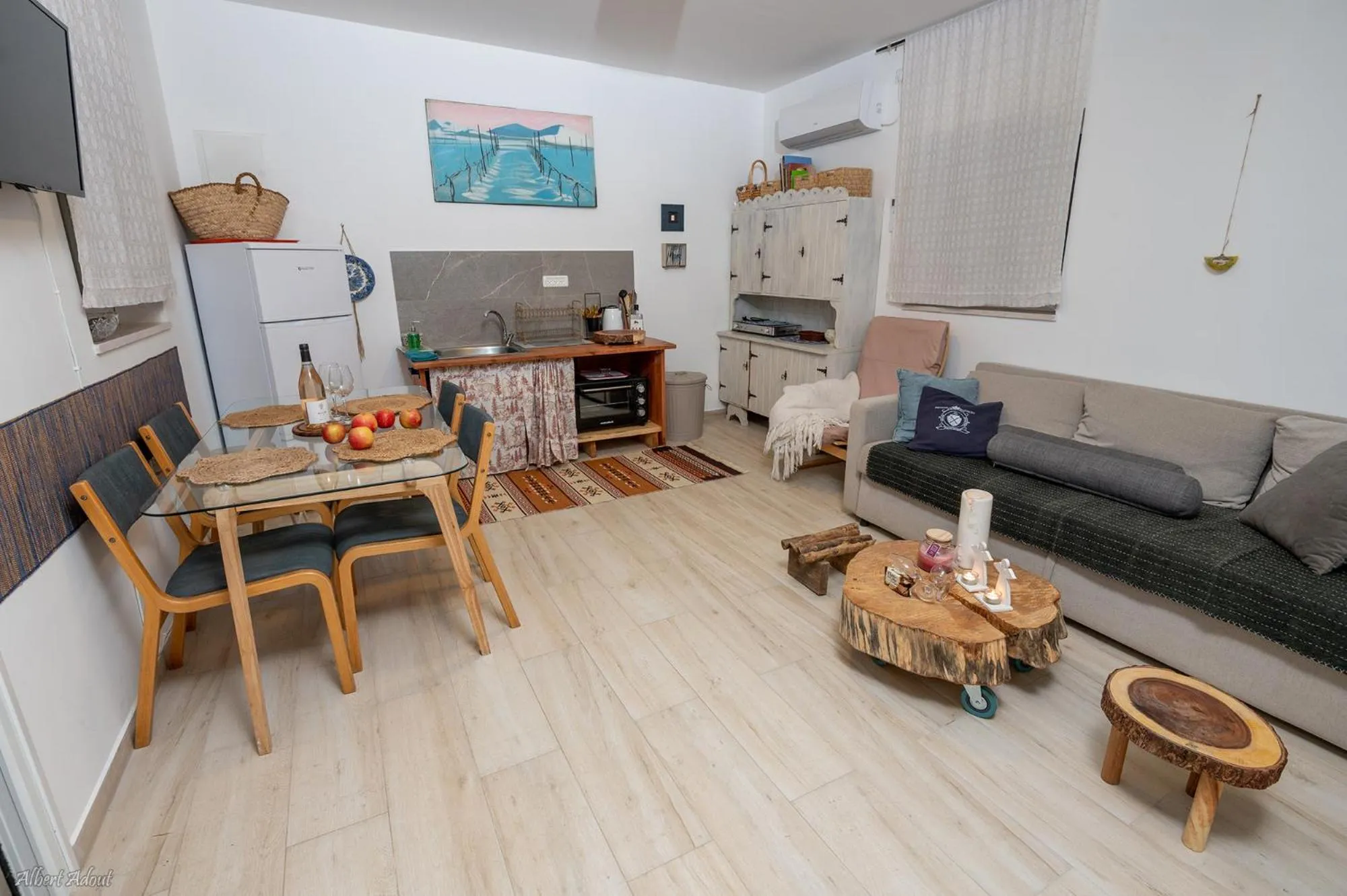 Living room in Ay La