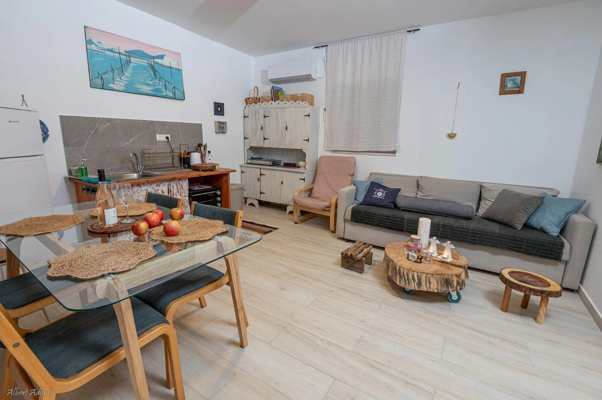 Dining area in Ay La