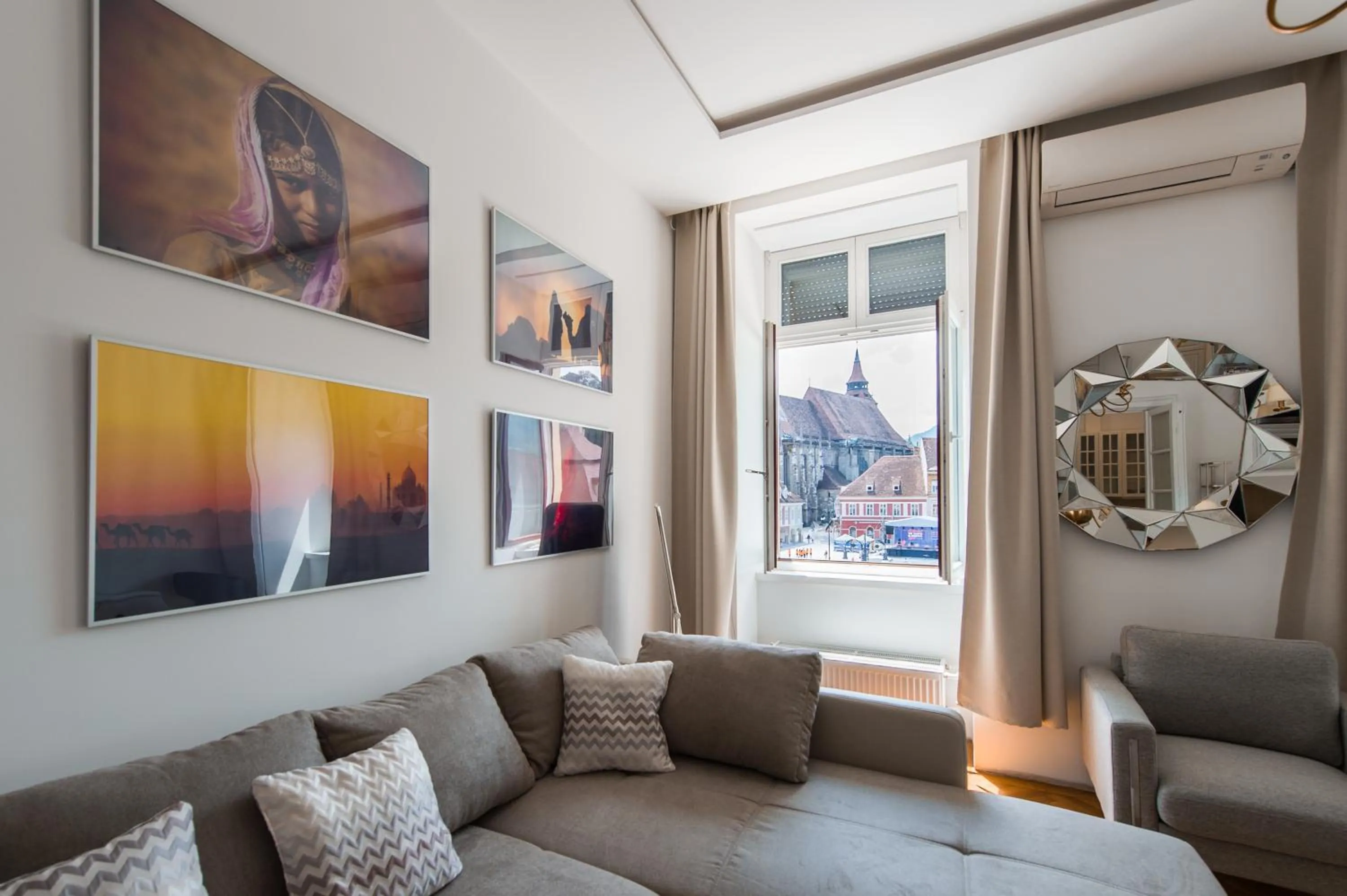 Nearby landmark in Casa Mandl