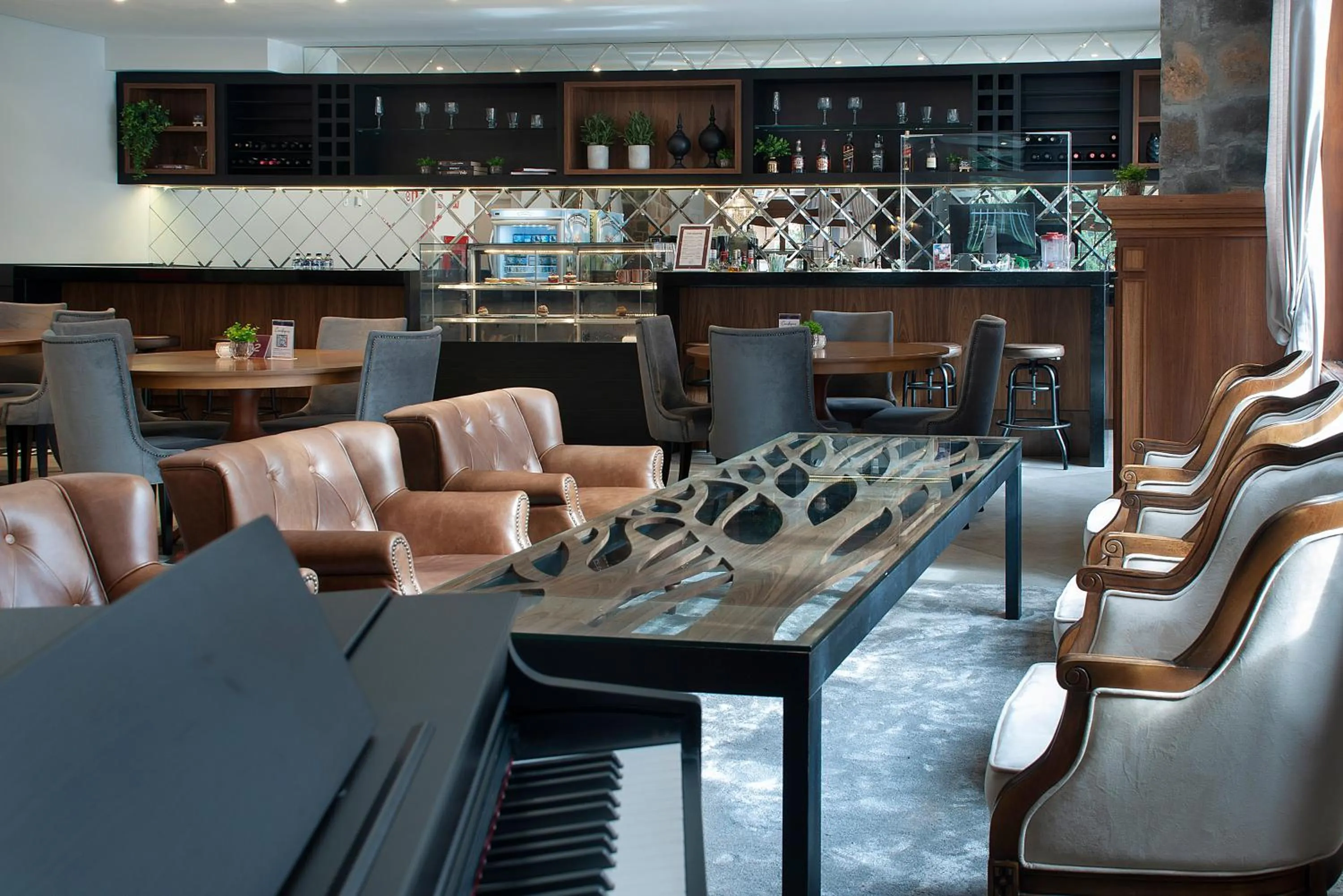 Lounge or bar in Bella Gramado Resort & Spa by Gramado Parks