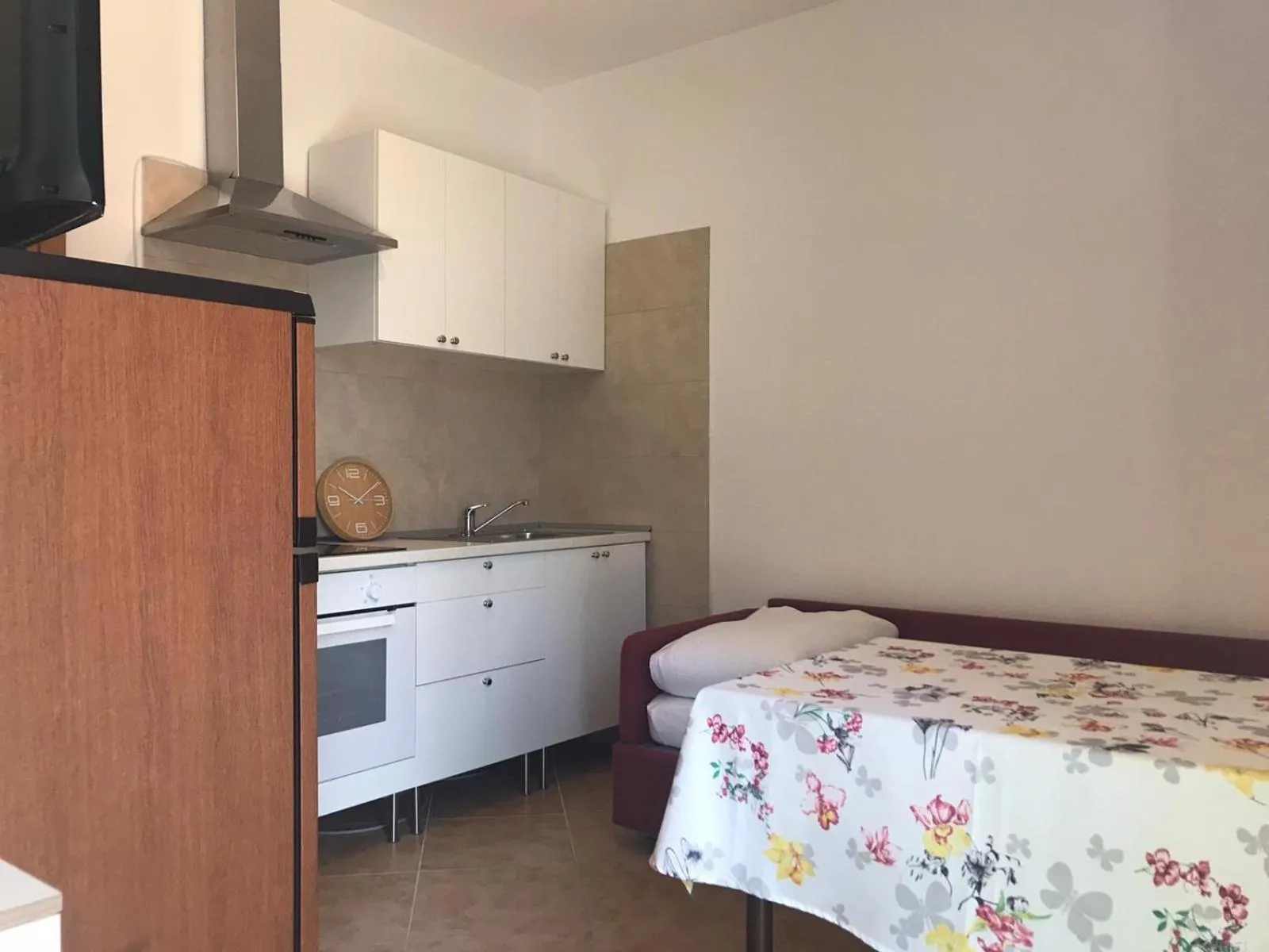 Kitchen or kitchenette, Bed in Casa Santa Maria