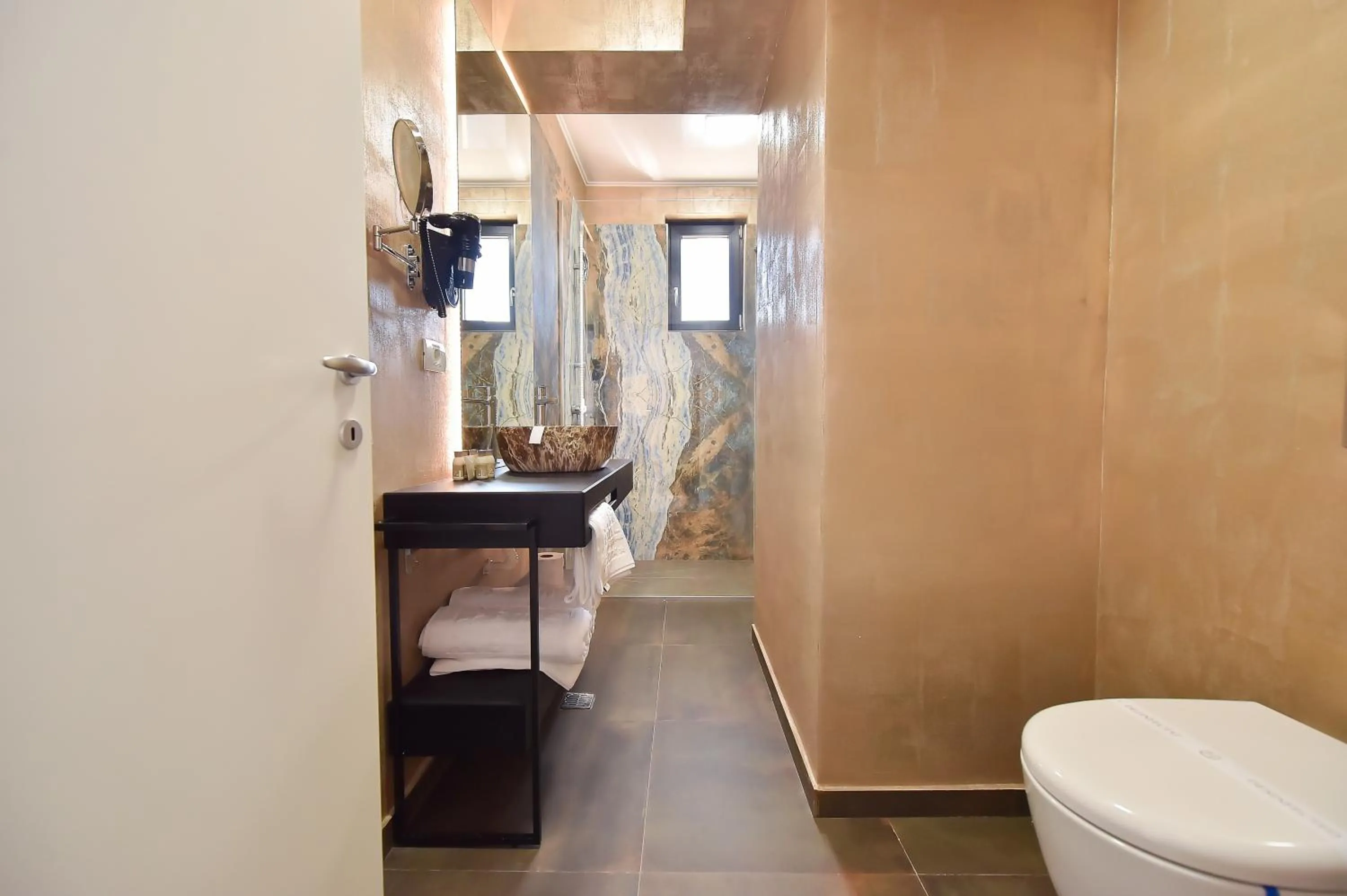 Hotel Building Stefan Resort I Sud