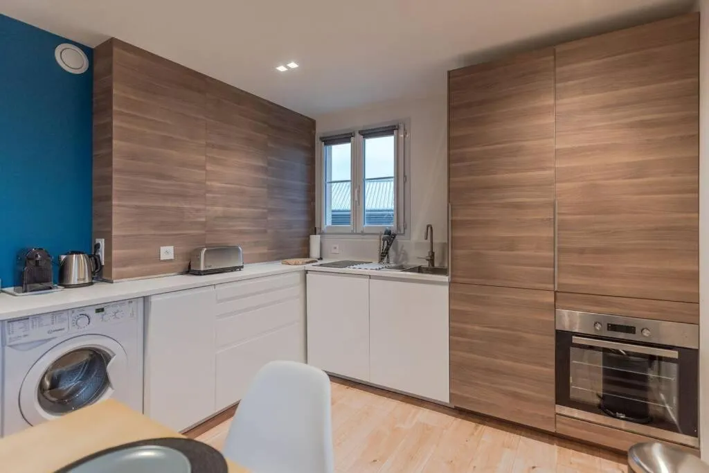 Kitchen or kitchenette in Arty Paris apartment Disneyland