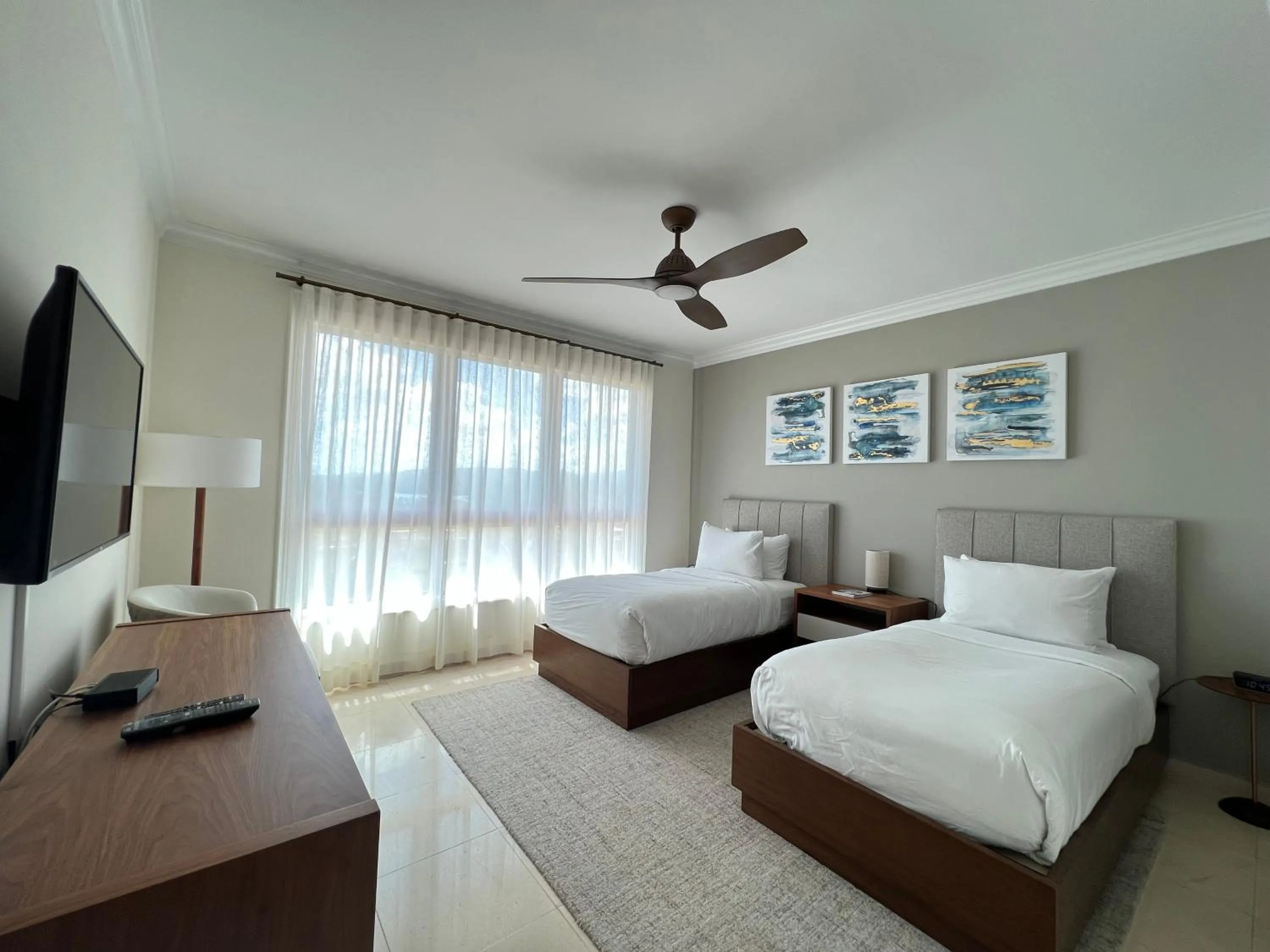 Bedroom, Bed in The Country Club Residences at Grand Reserve