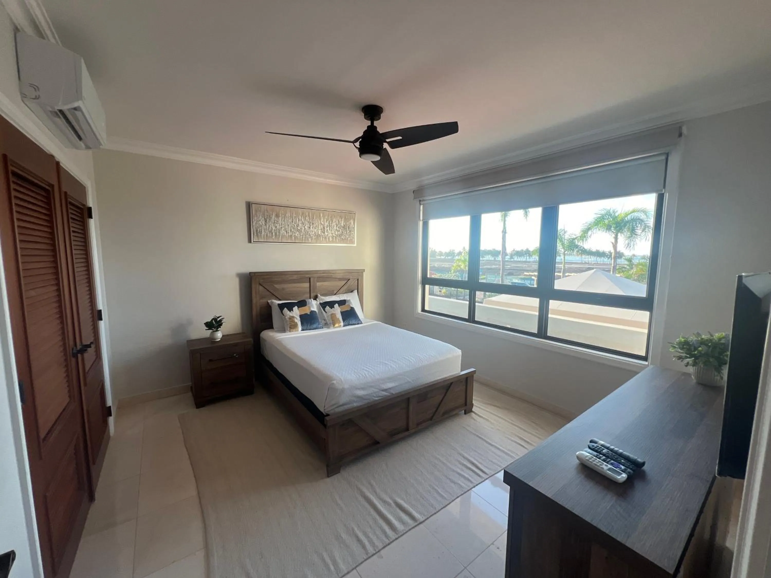 Bed in The Country Club Residences at Grand Reserve