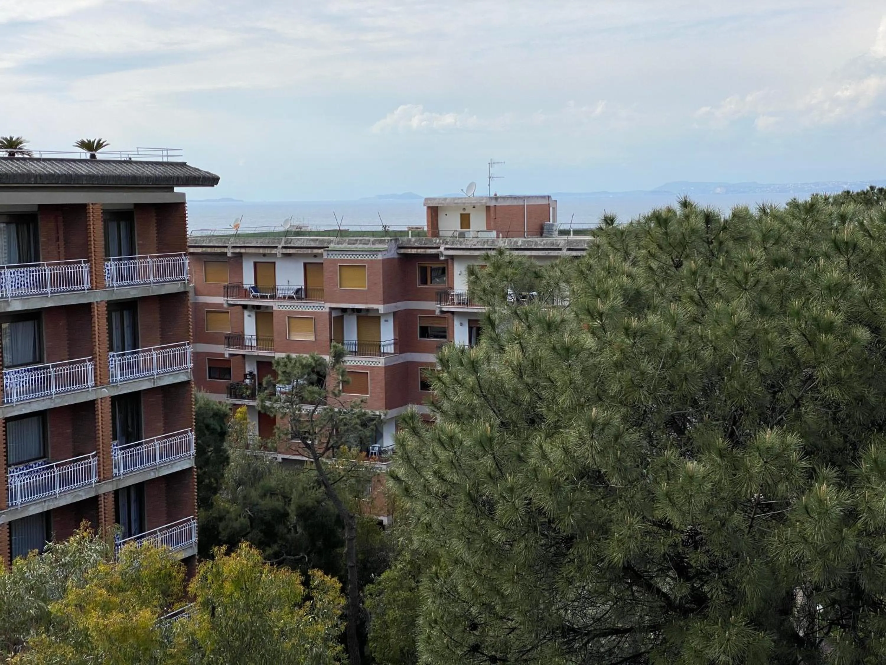 Property building in Sorrento Inn Lodge