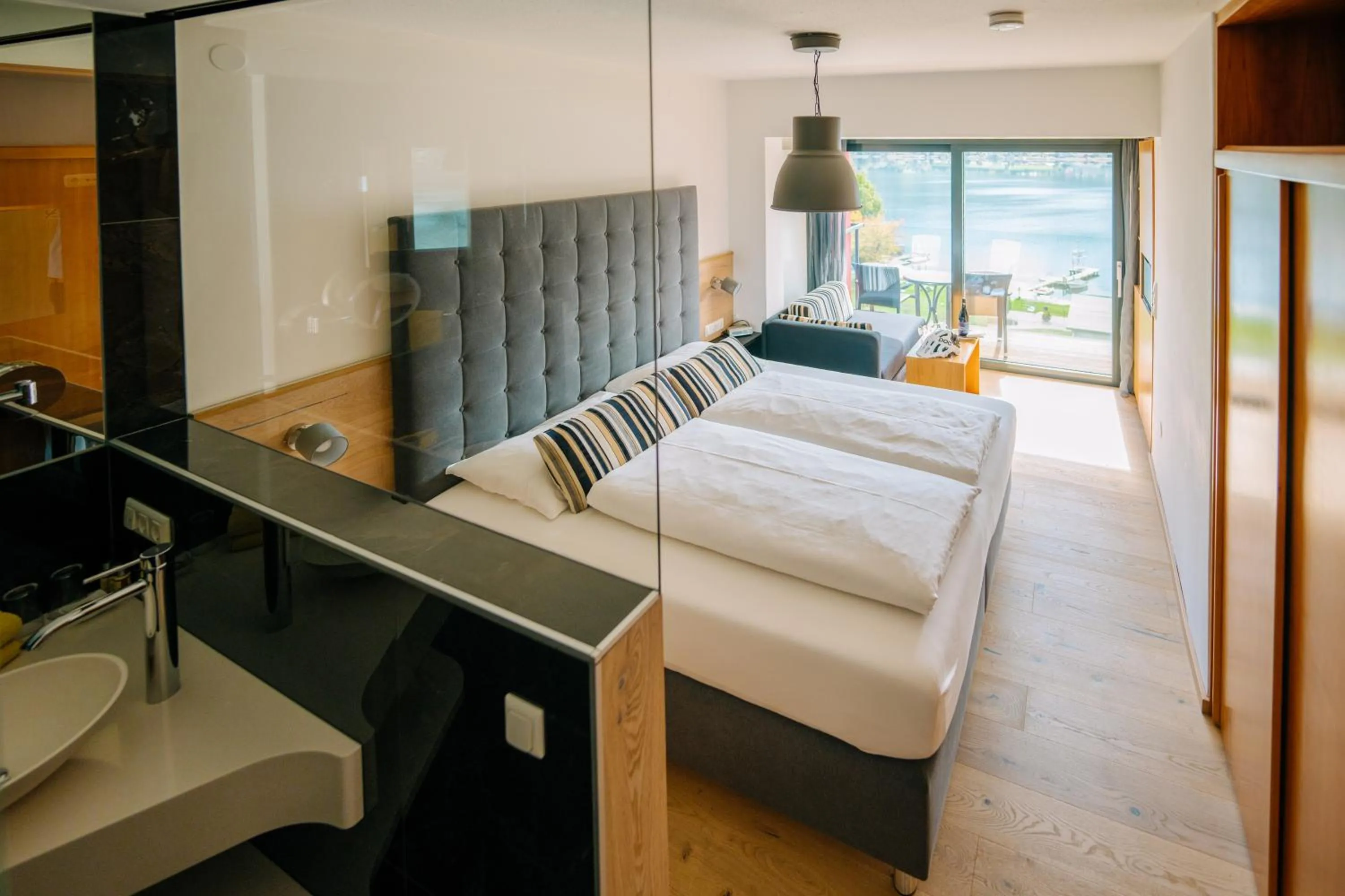Bedroom, Bed in Seehotel Hoffmann