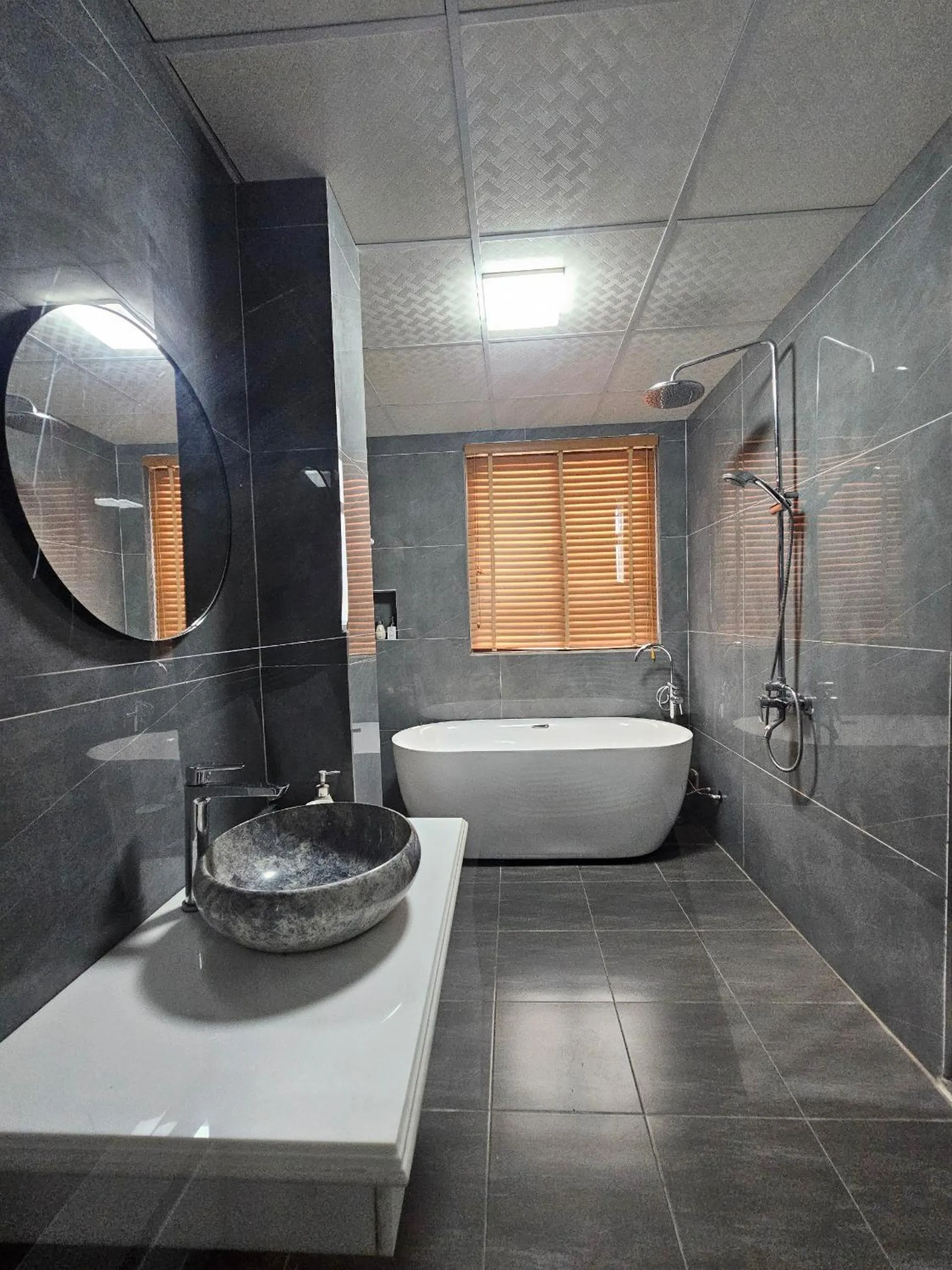 Bathroom in Lotus Hotel Ninh Bình
