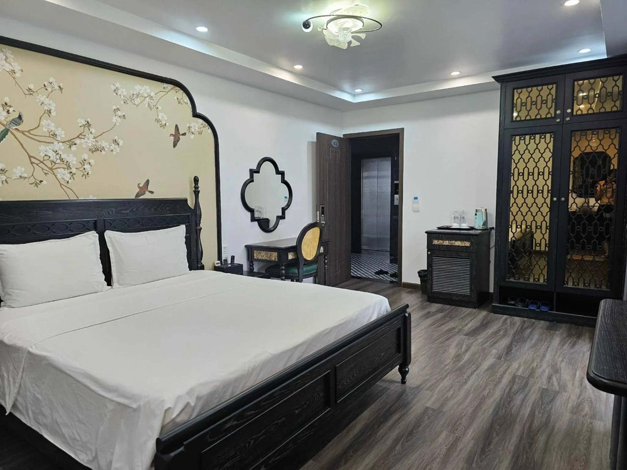 Bedroom, Bed in Lotus Hotel Ninh Bình