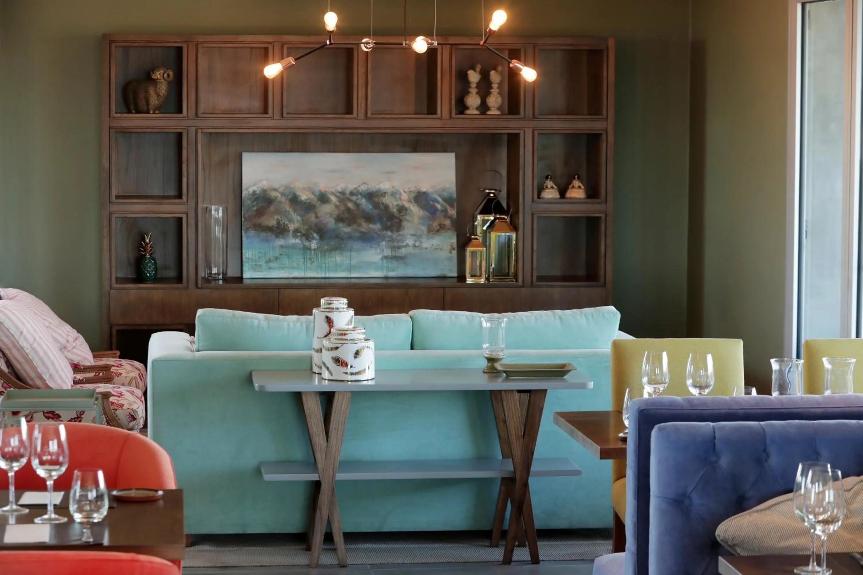 Restaurant/places to eat in Gaia Lodge